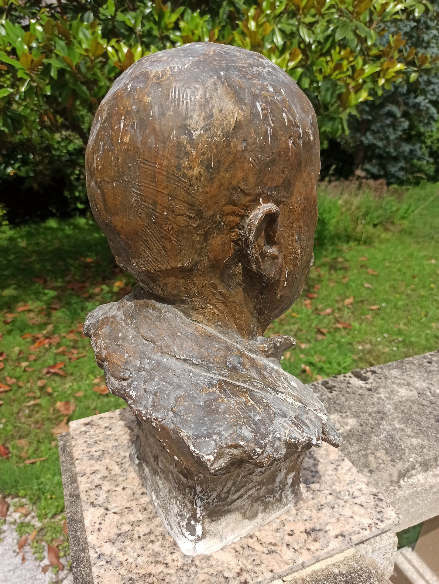 Buste en plâtre fin XIXe – Personnage non identifié – 45 cm de haut