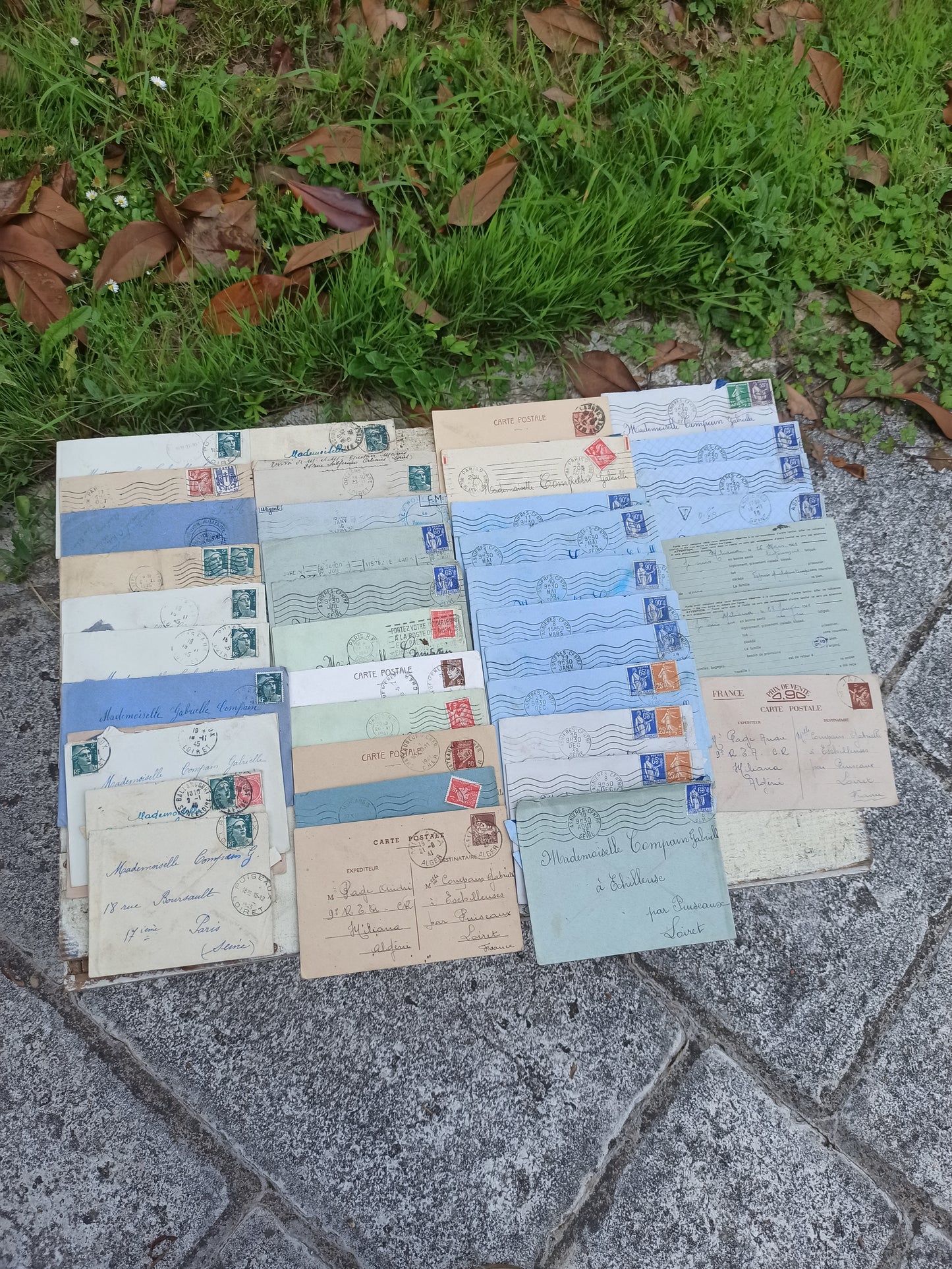 Lot de 155 lettres anciennes – Seconde Guerre mondiale – Histoire postale 1939-1945