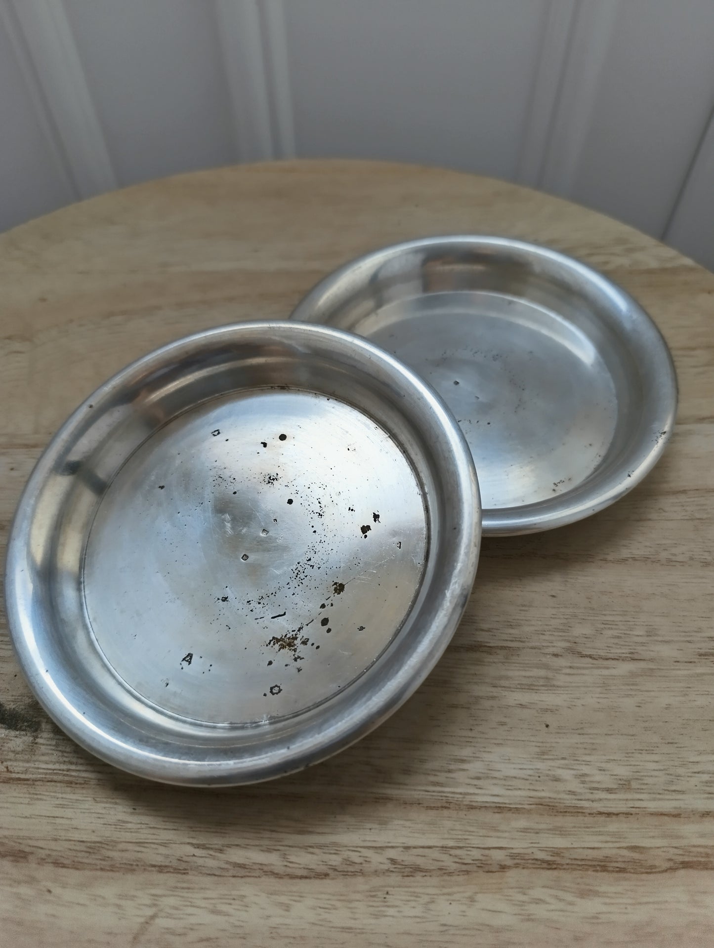 Lot de 2 coupelles anciennes en métal argenté – 13 cm