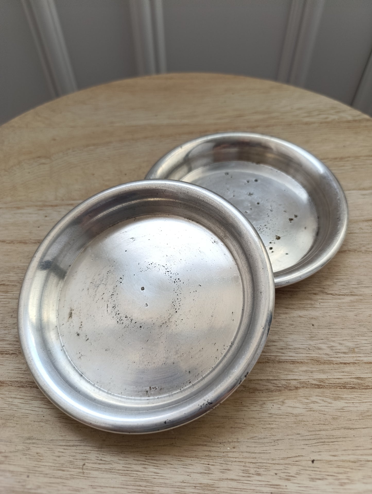 Lot de 2 coupelles anciennes en métal argenté – 13 cm
