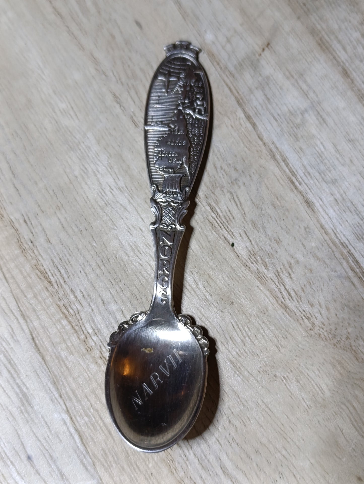 Cuillère souvenir Norvège – plaqué argent, 60 g, 12 cm