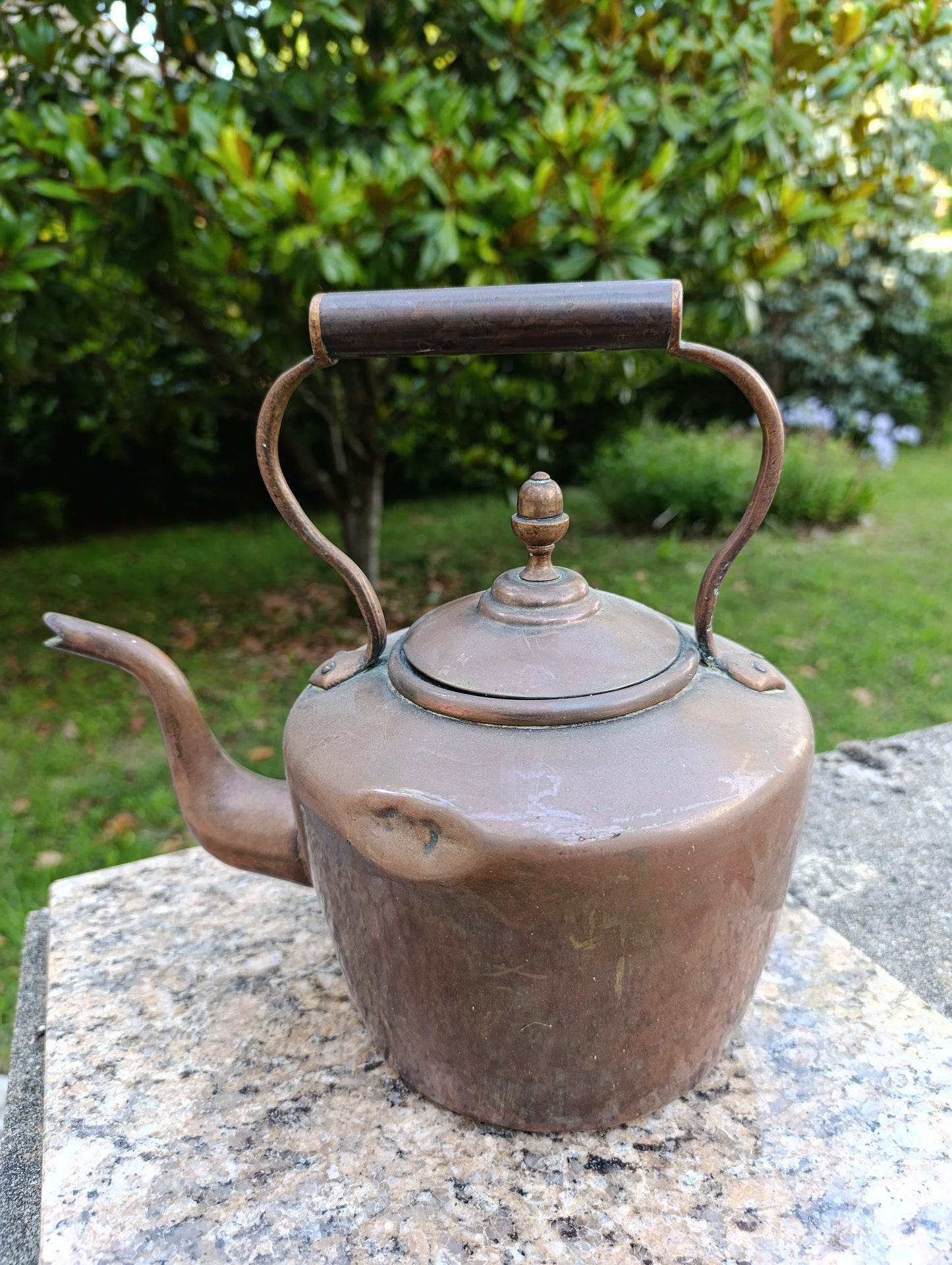Bouilloire ancienne en cuivre – 1,12 kg