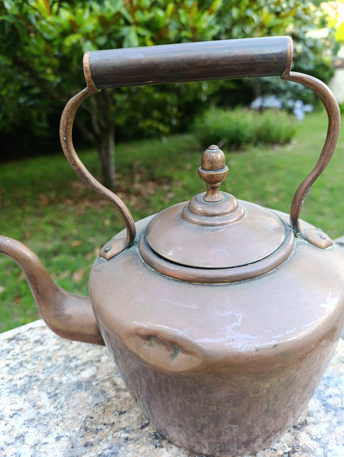 Bouilloire ancienne en cuivre – 1,12 kg