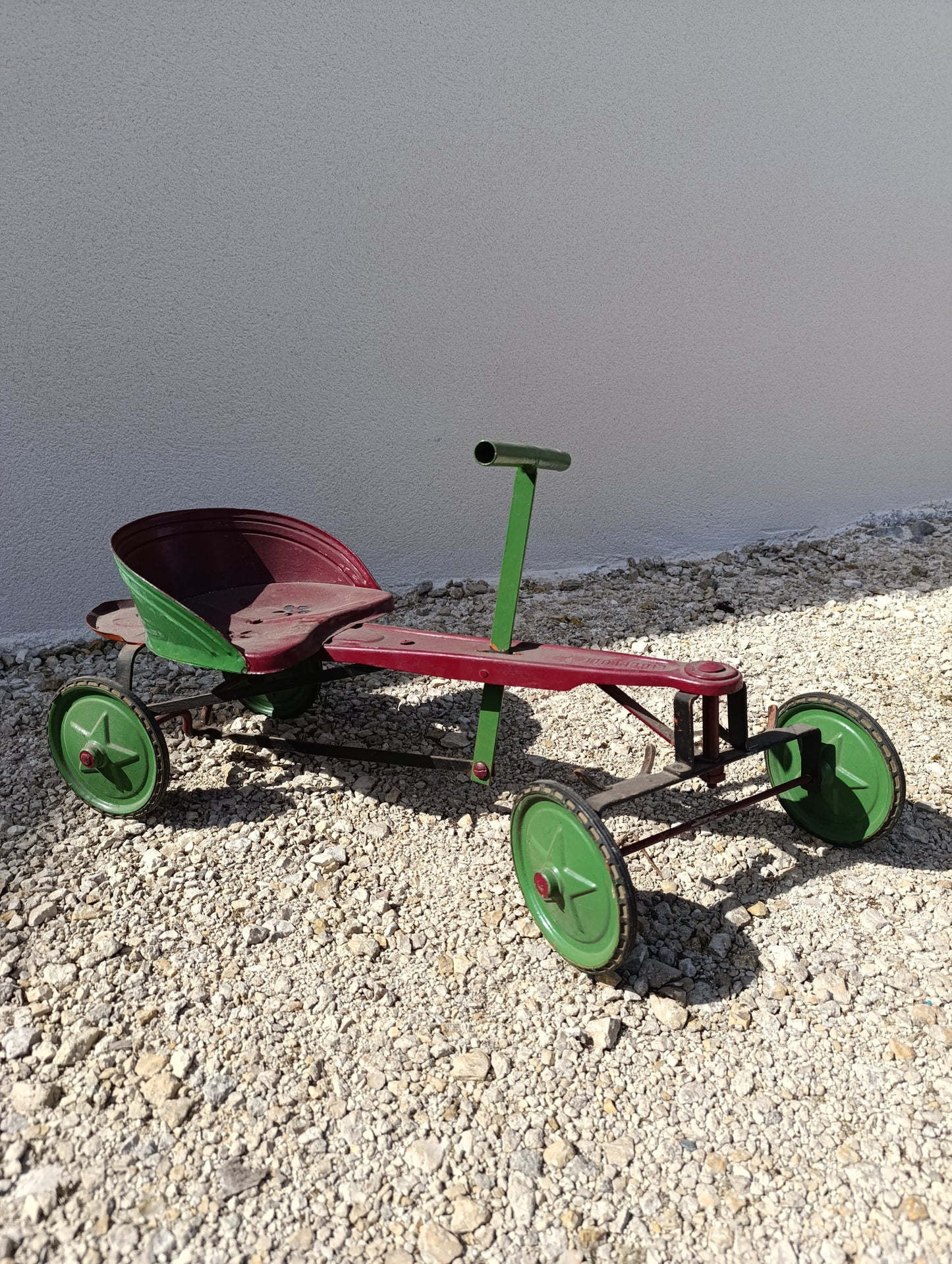 Tricycle ancien “Libellule” – jouet vintage en métal