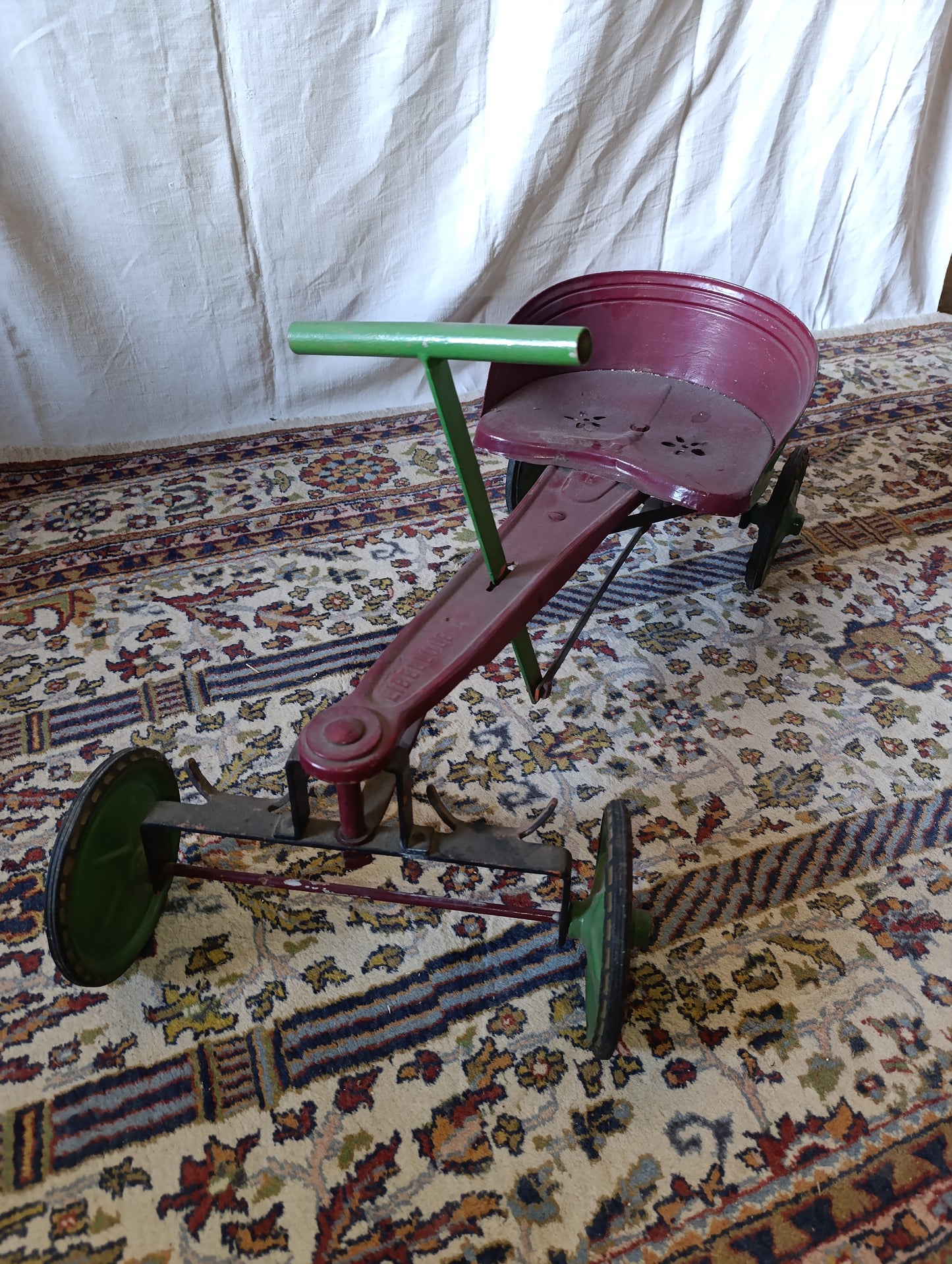 Tricycle ancien “Libellule” – jouet vintage en métal