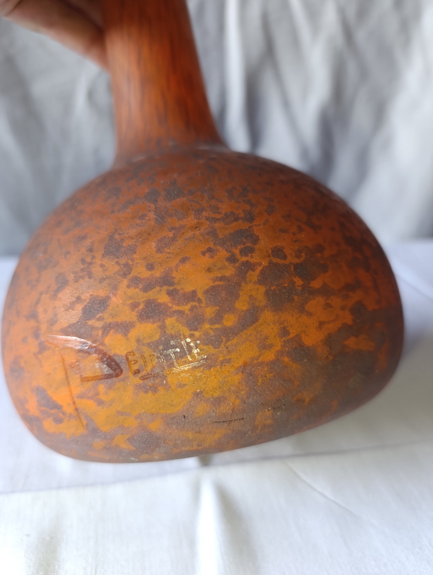 Soliflore ancien signé Delatte – verre Art Déco (48 cm)