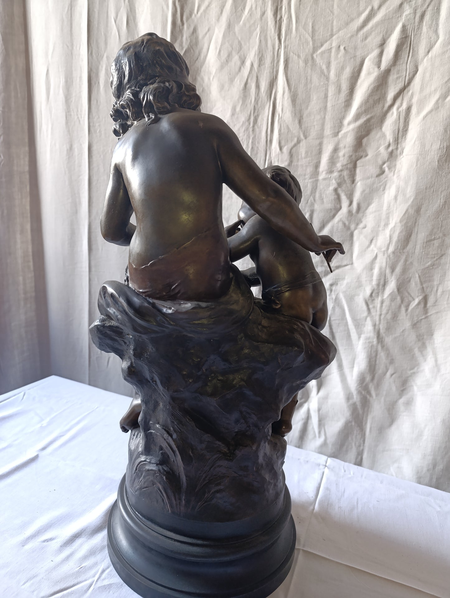 Grande statue en régule signée Moreau – XIXe/XXe (70 cm)