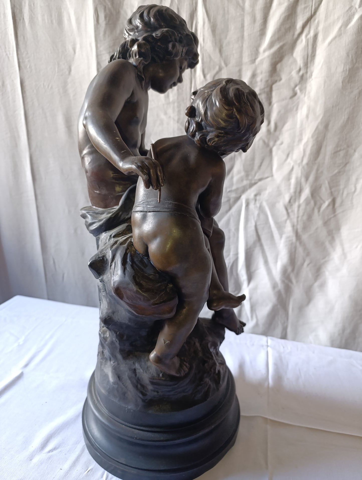 Grande statue en régule signée Moreau – XIXe/XXe (70 cm)