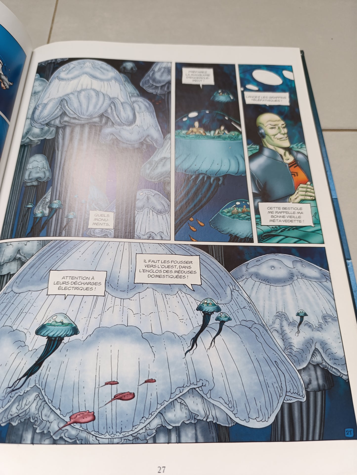 Moebius & Jodorowsky – L’Incal T4 : Ce qui est en haut (2003) | TBE