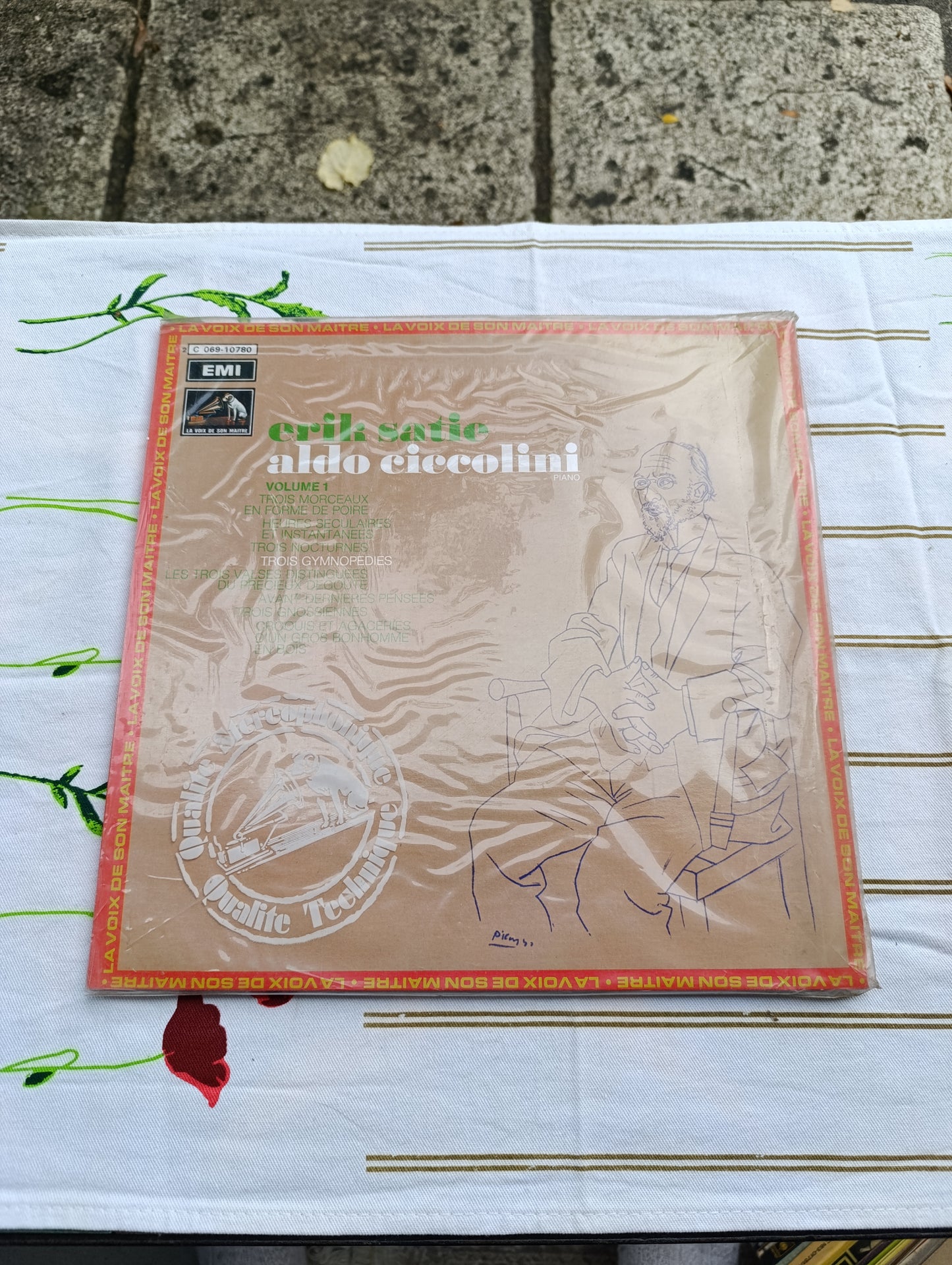 Vinyle Erik Satie – Aldo Ciccolini – Volume 1 – La Voix De Son Maître – EMI C 063-10780