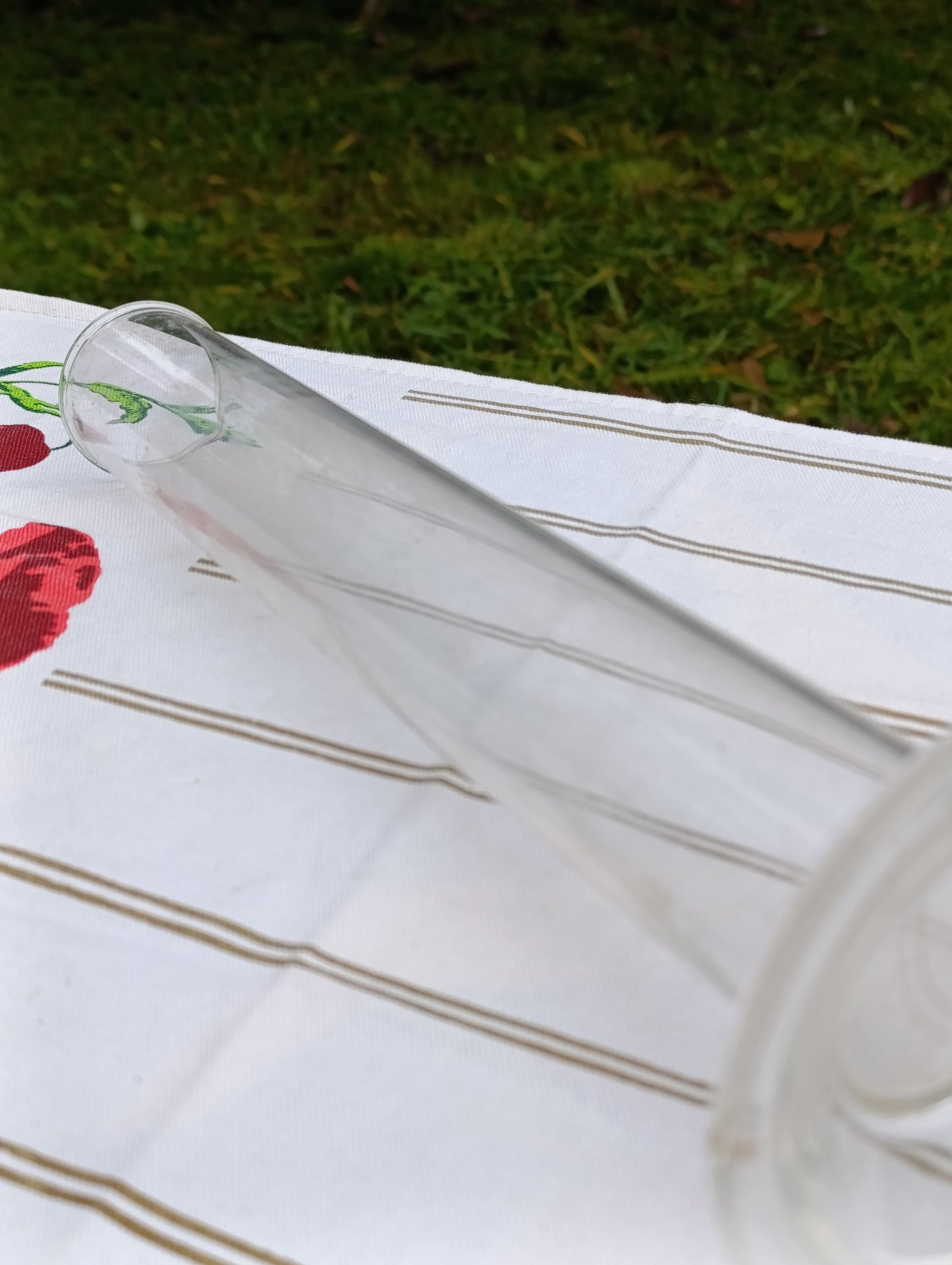 Éprouvette graduée en verre 250 ml – verrerie de laboratoire