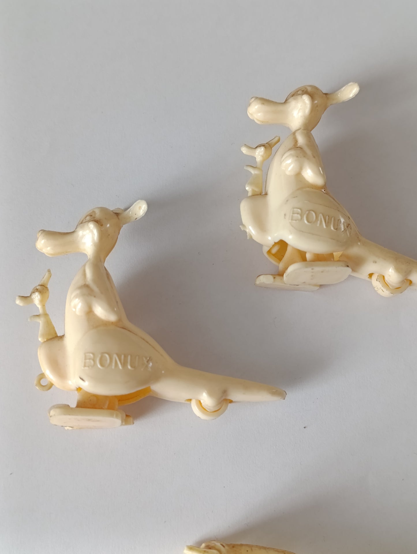 Lot 3 figurines publicitaires anciennes BONUX kangourous et vache plastique 7 cm