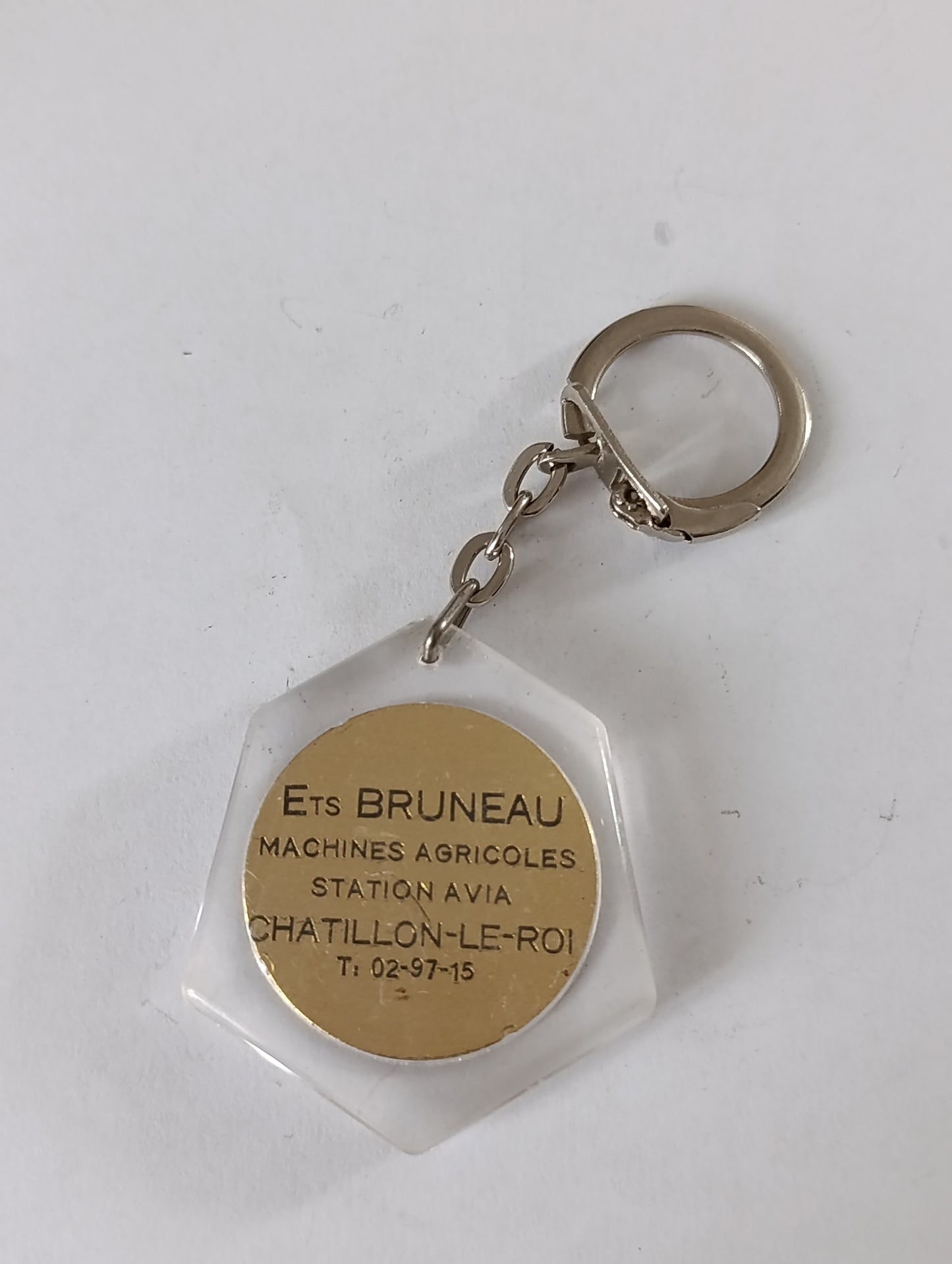 Porte-clés publicitaire ancien Ets Bruneau Châtillon-le-Roi signalisation scolaire