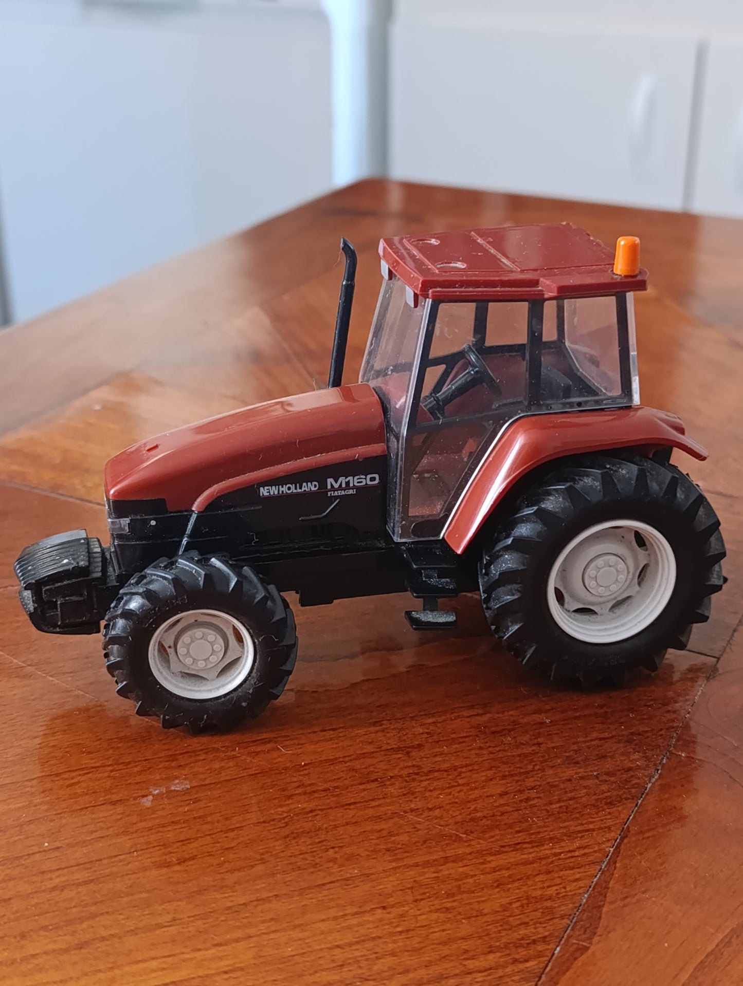 New Holland M160 Fiatagri tracteur miniature