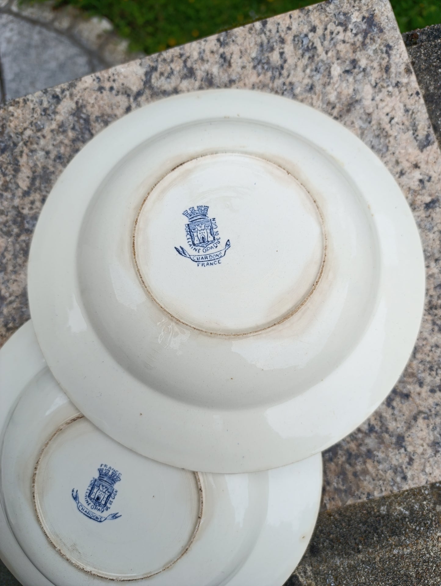 Lot de 2 assiettes creuses anciennes Gien Chardons bleu blanc vintage