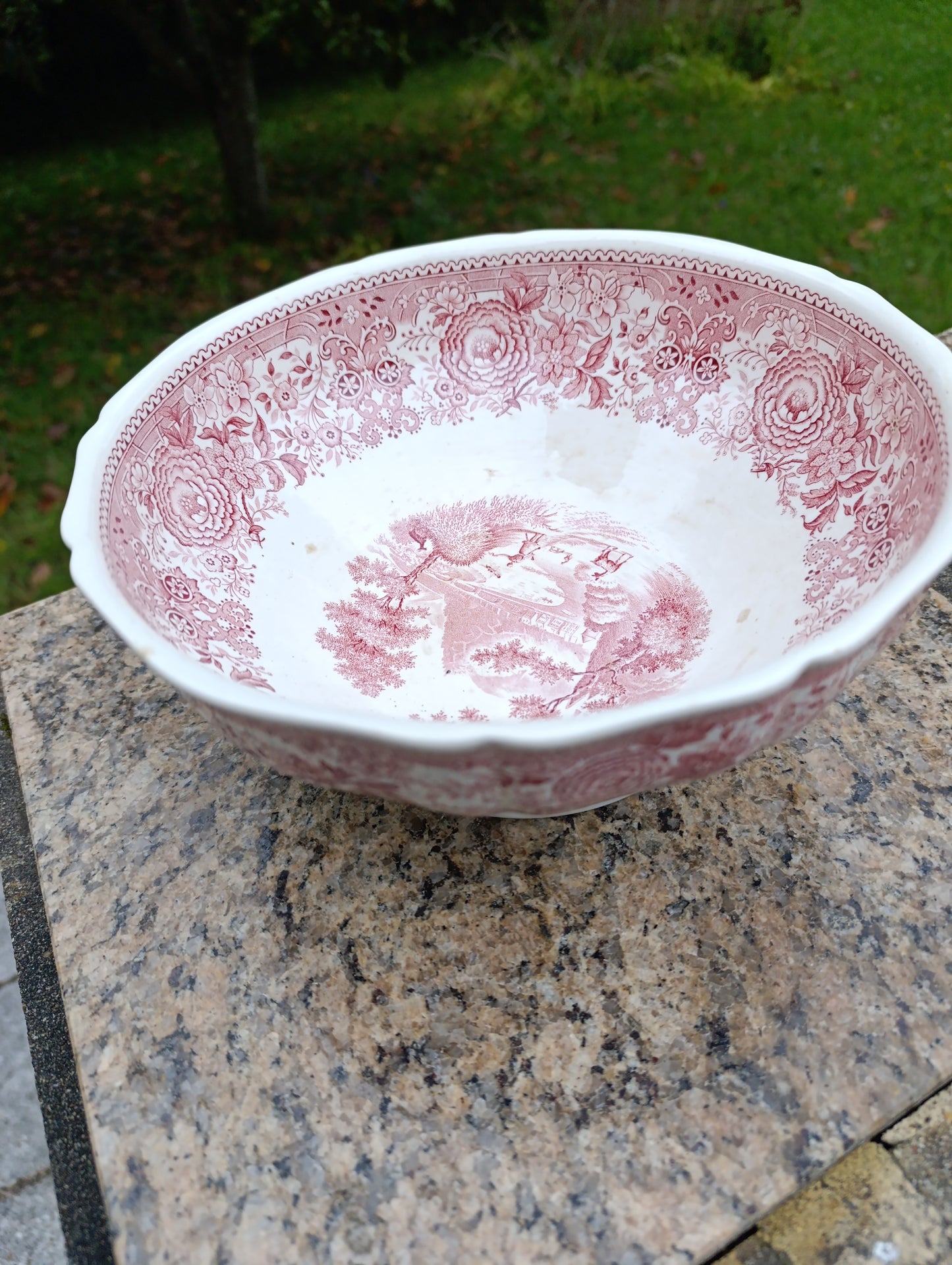 Grand saladier ancien Villeroy & Boch Burgenland rouge – faïence vintage romantique