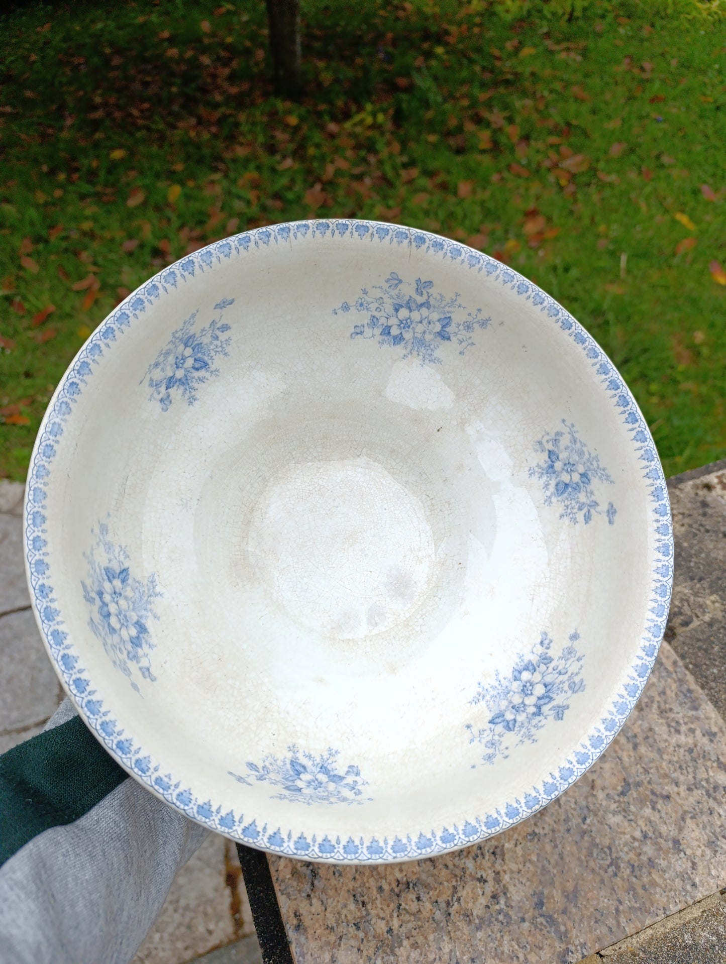 Grand saladier ancien Société Céramique Maastricht décor Anna – faïence hollandaise bleue