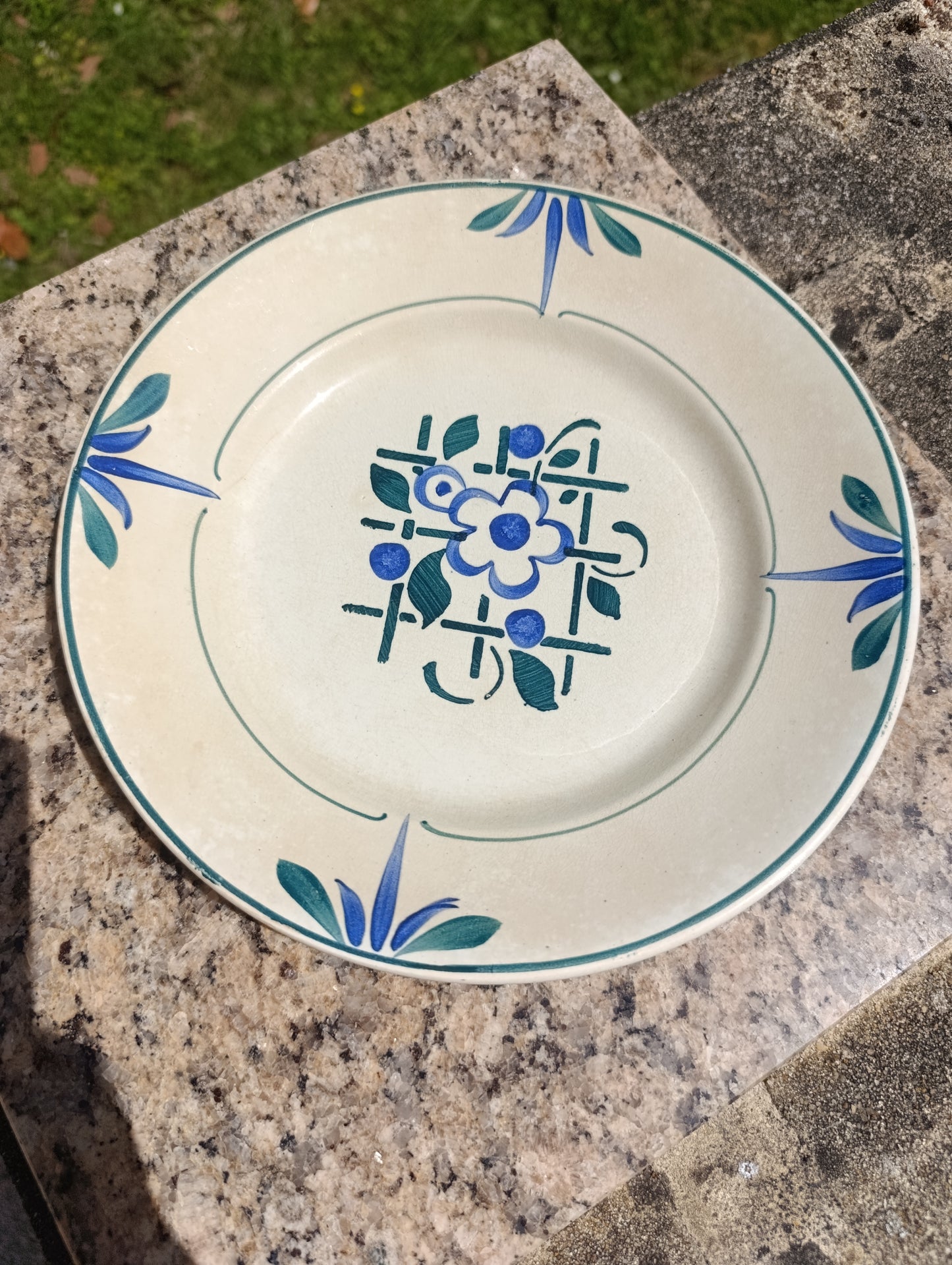 Lot de 9 assiettes anciennes Moulin des Loups Hamage – 5 plates + 4 creuses décor bleu