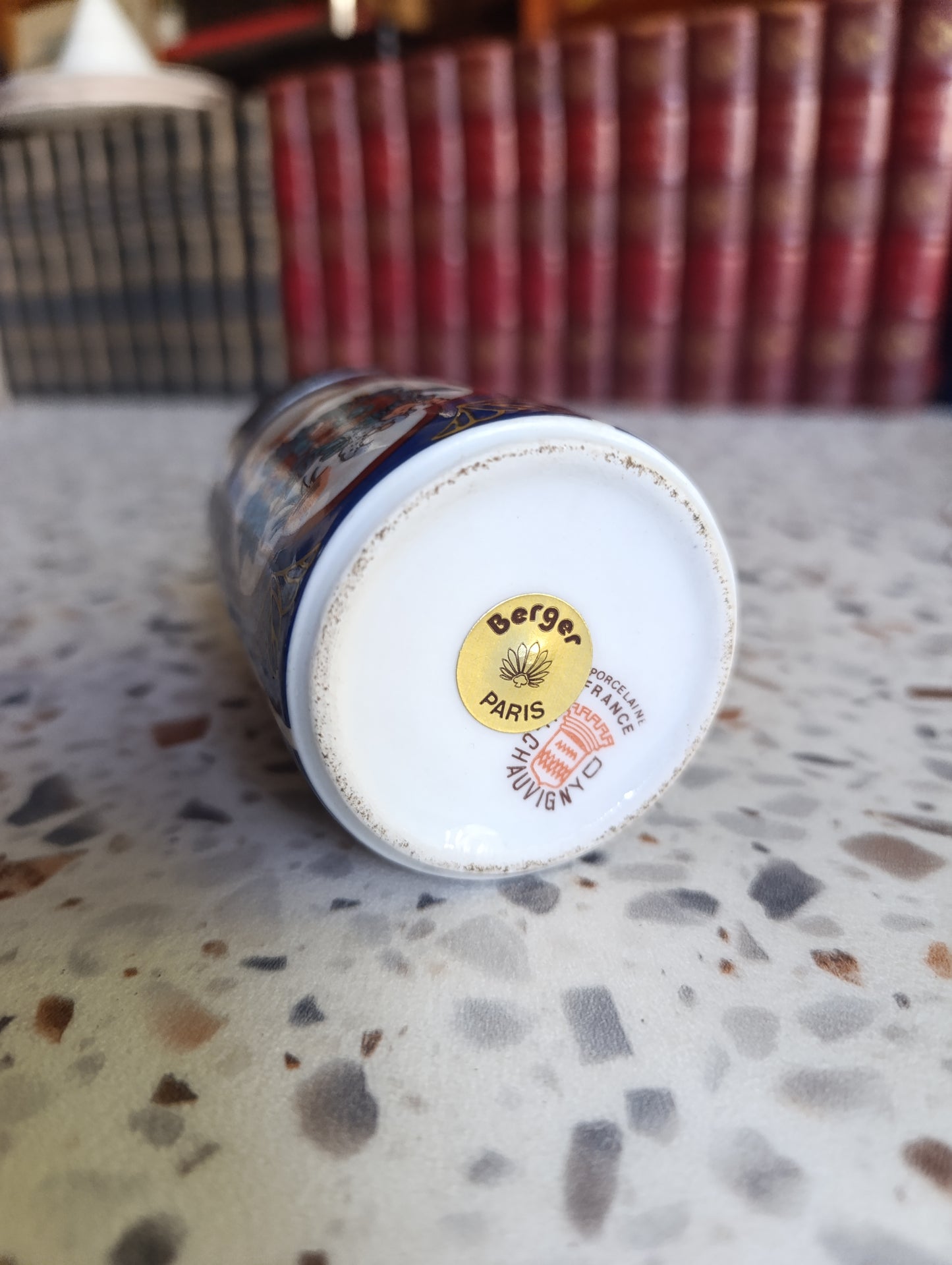 Diffuseur de parfum vintage Berger Paris en porcelaine de Chauvigny