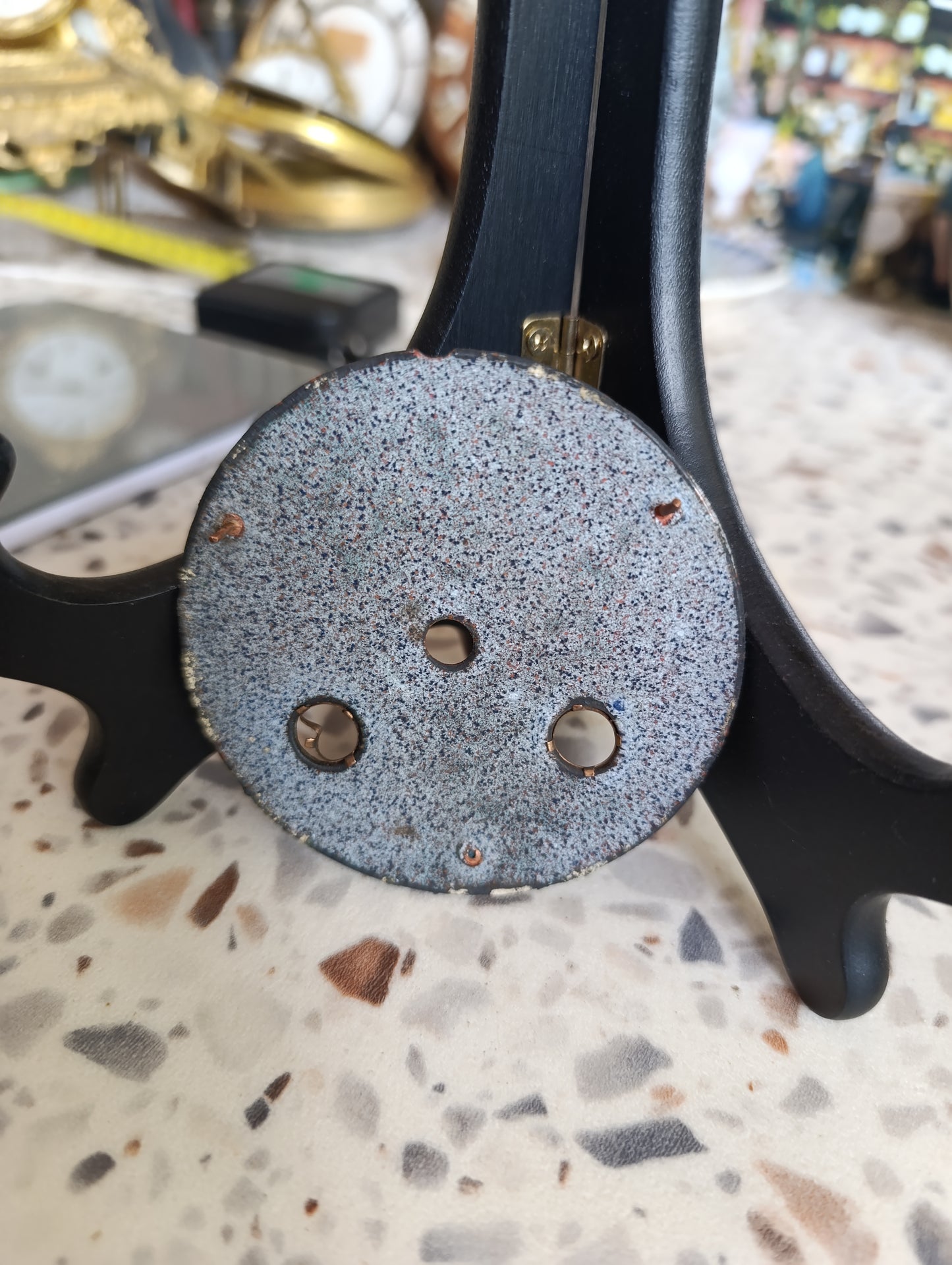 Cadran émaillé ancien fleuri pour pendule – diamètre 7,8 cm