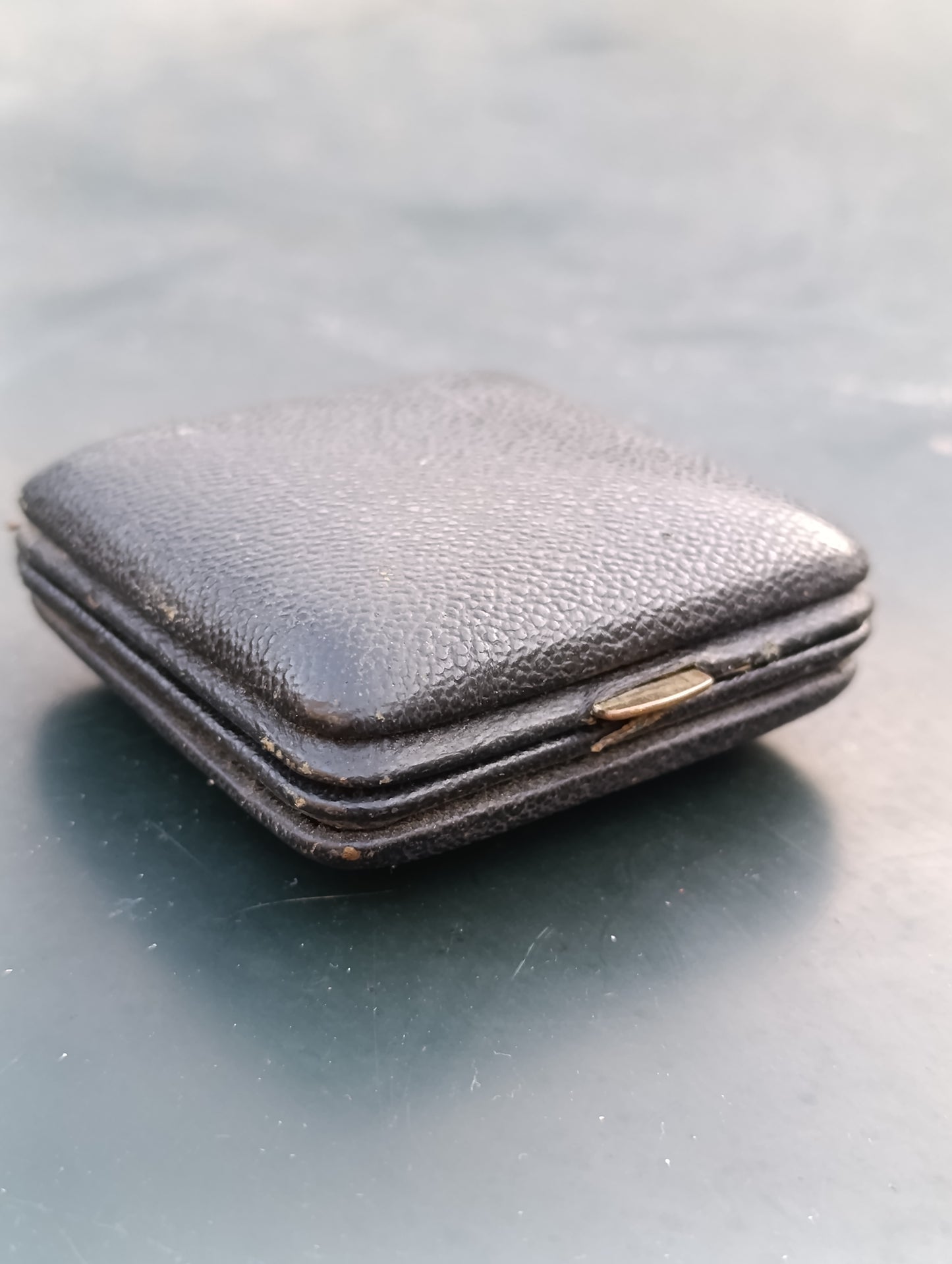Réveil de voyage Solo 4 Jewels pliant noir vintage – Mécanique – Compact