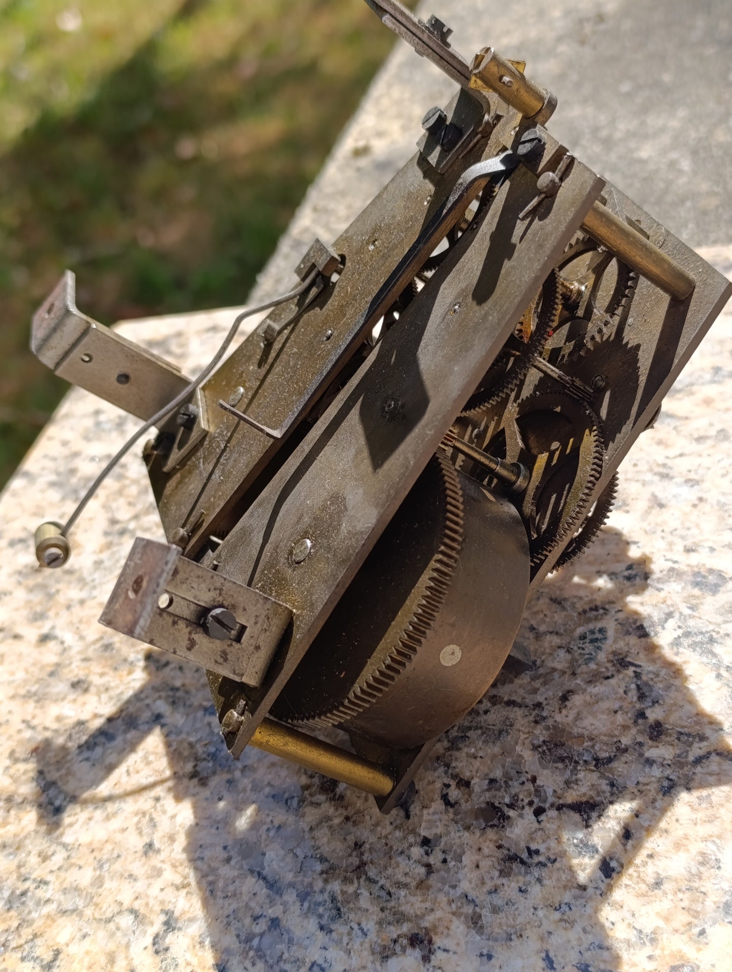 Mouvement d’horloge ancien ODO – fabrication française – pièce détachée
