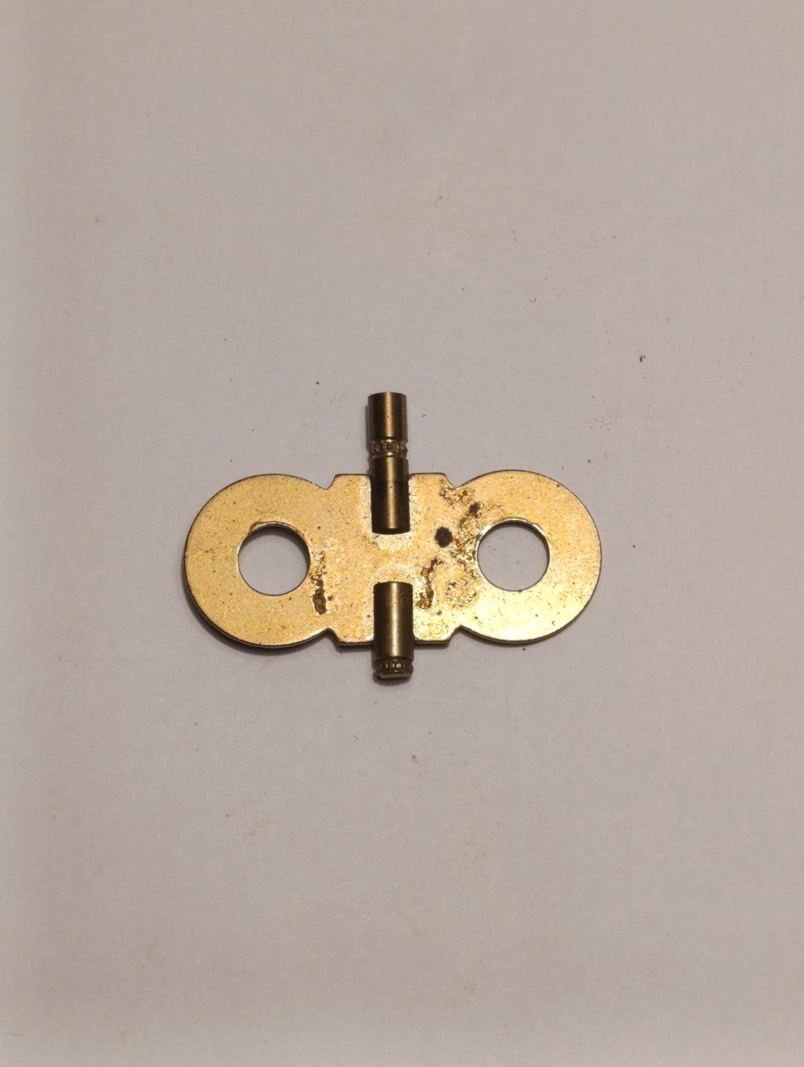 Clé double ancienne de remontage pour pendule — marquage 200 250 — verso