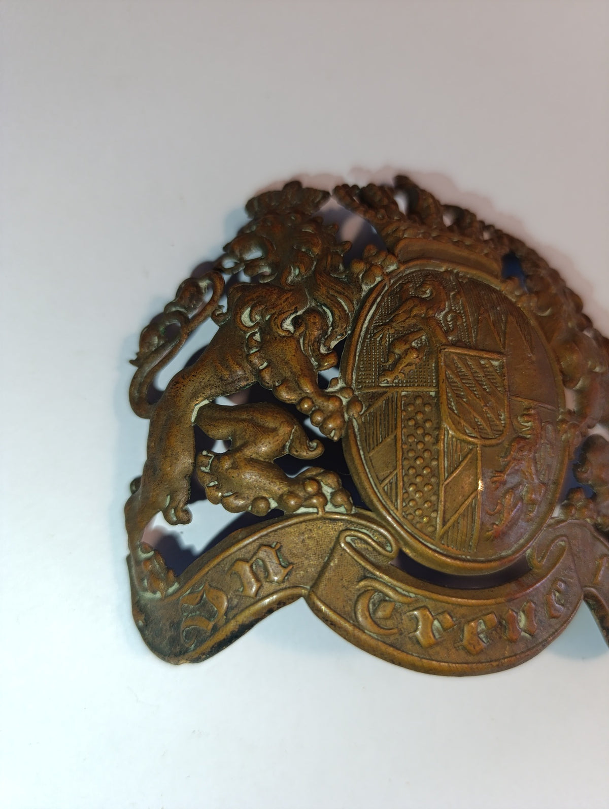 Plaque aux armes de Bavière pour casque à pointe – vue et détails