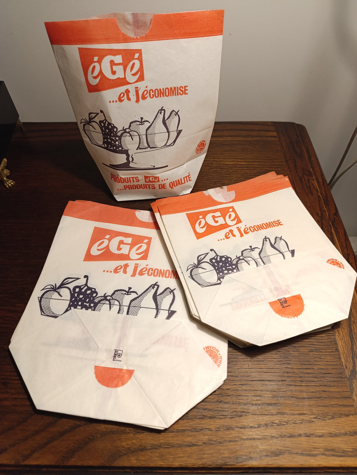 Lot de 26 anciens sachets d’épicerie éGé en papier – formats variés