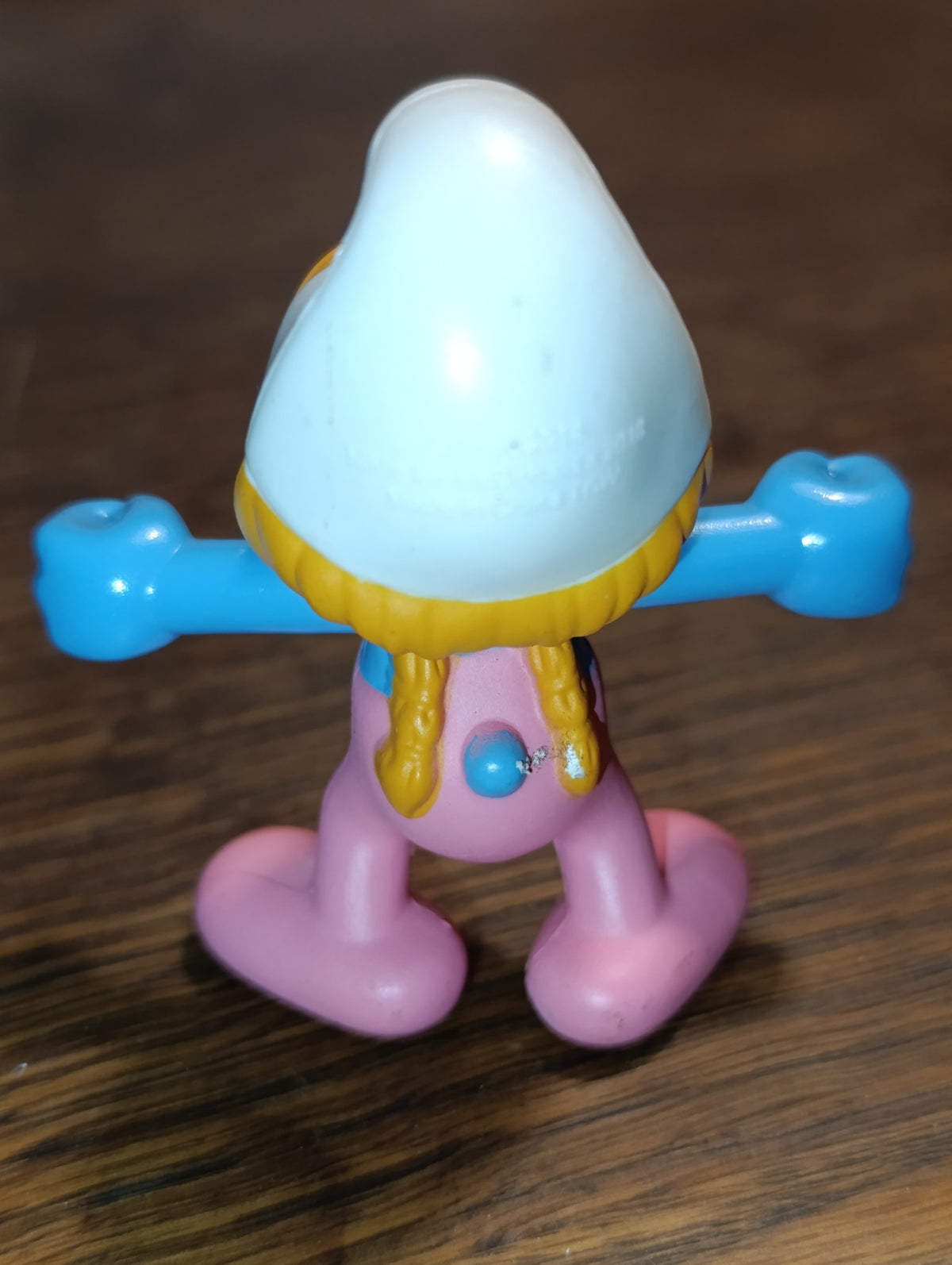 Figurine Schtroumpfette en salopette rose – Les Schtroumpfs