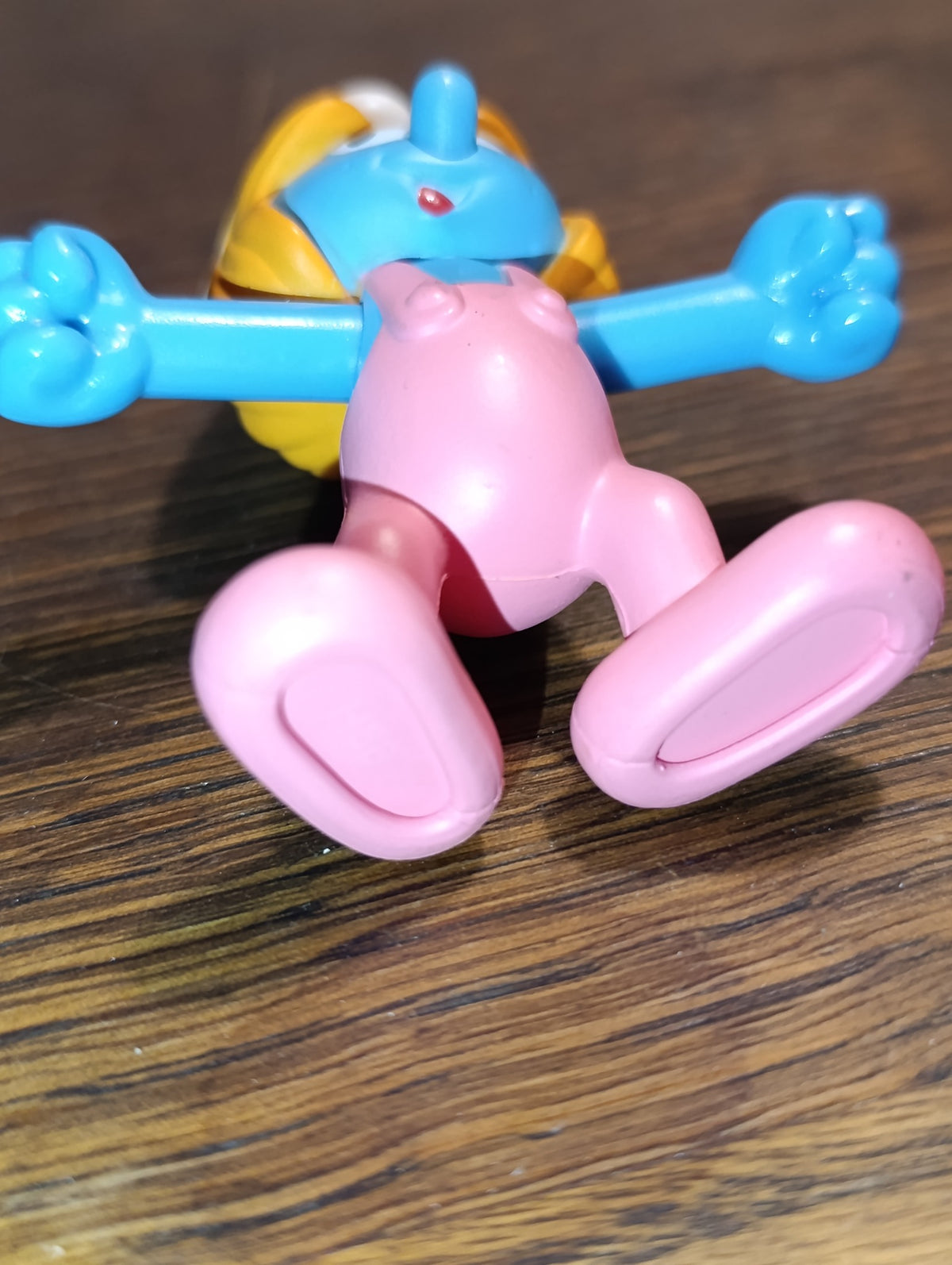 Figurine Schtroumpfette en salopette rose – Les Schtroumpfs