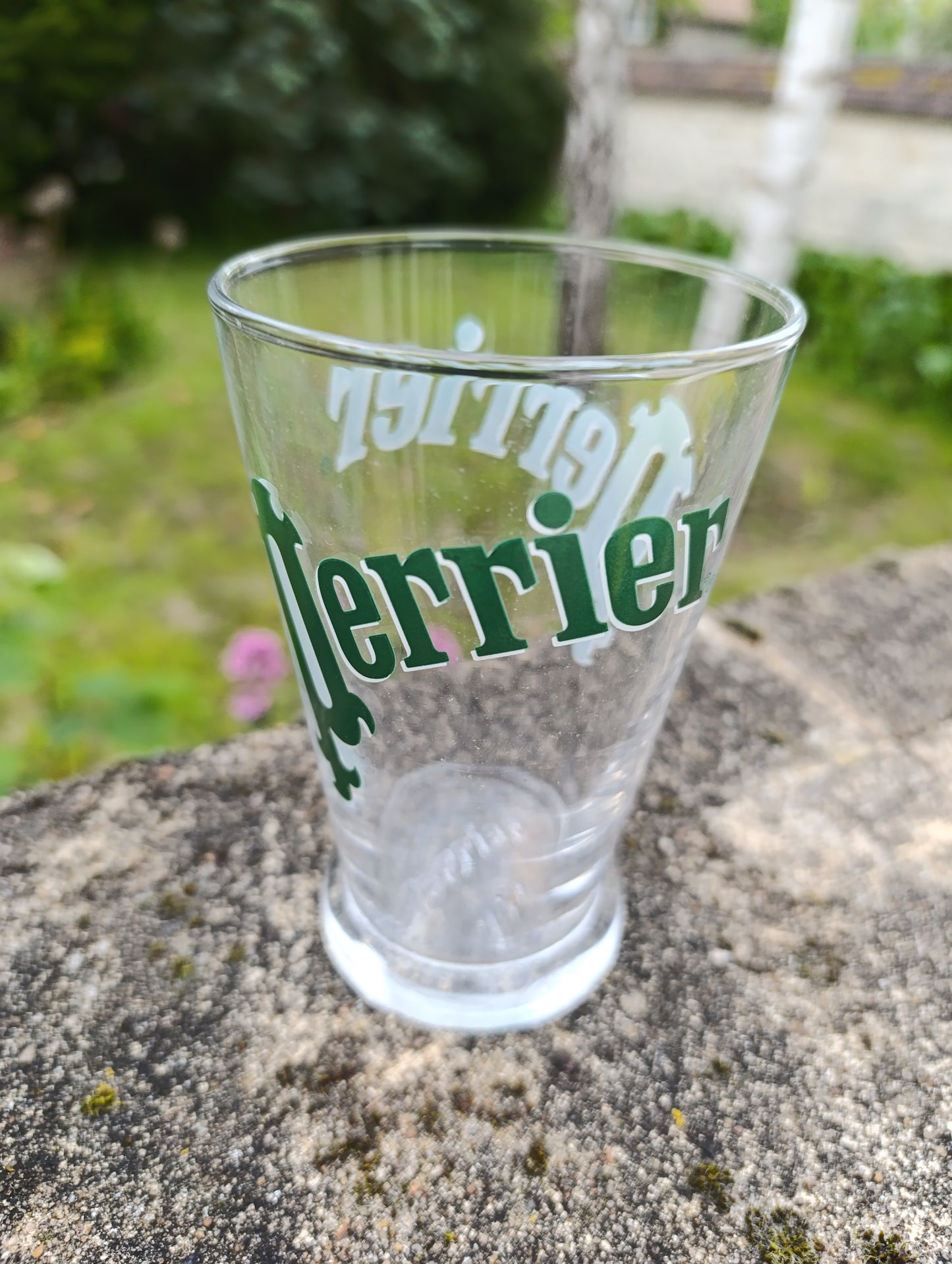 Lot de 12 verres Perrier vintage publicitaires