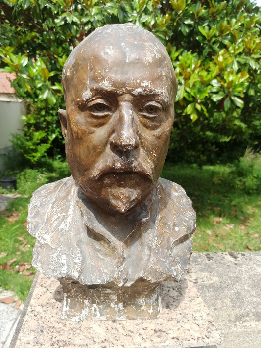 Buste en plâtre fin XIXe – Personnage non identifié – 45 cm de haut