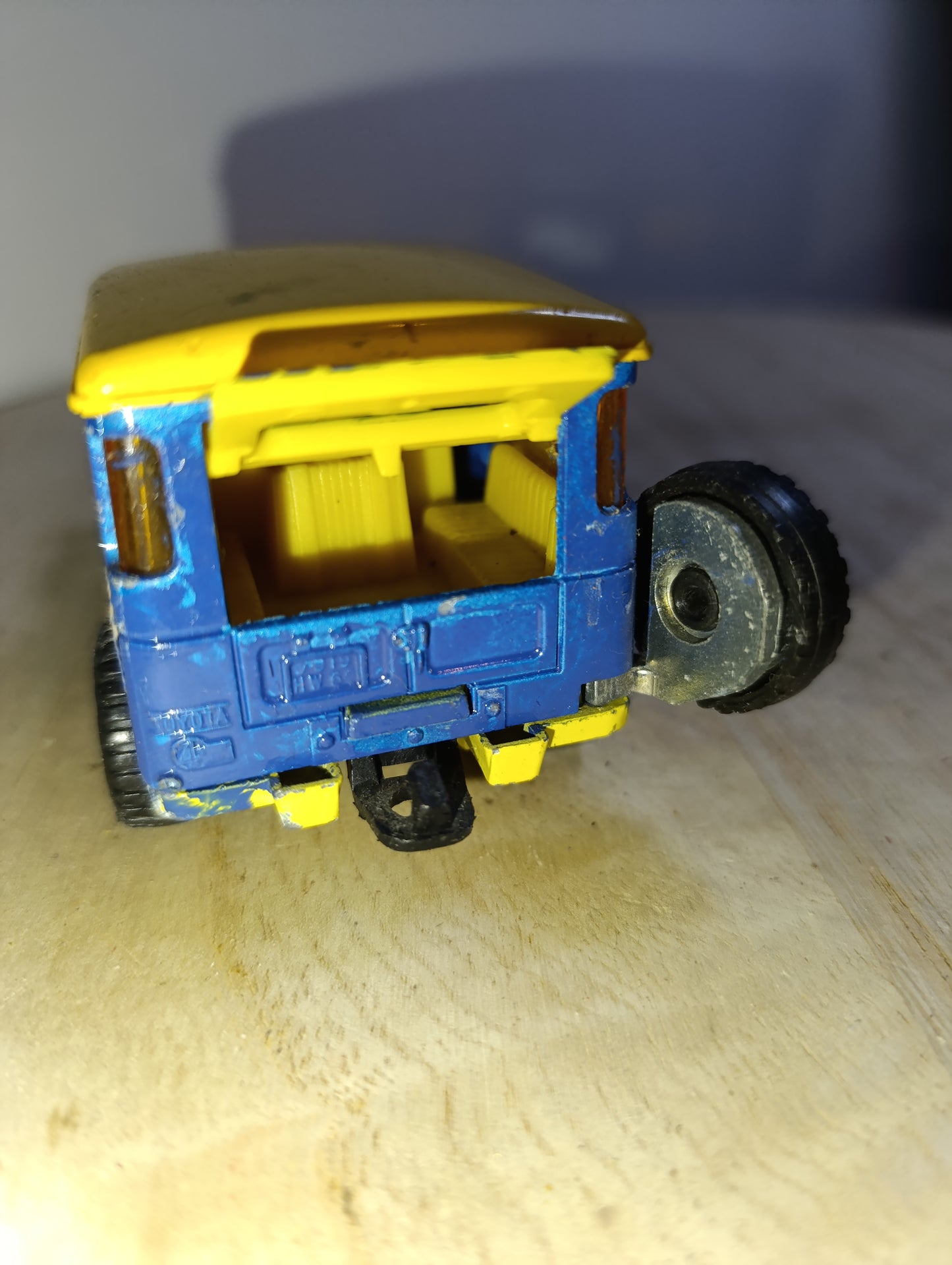 🚙 Majorette Toyota Land Cruiser Racing Team – 1/43