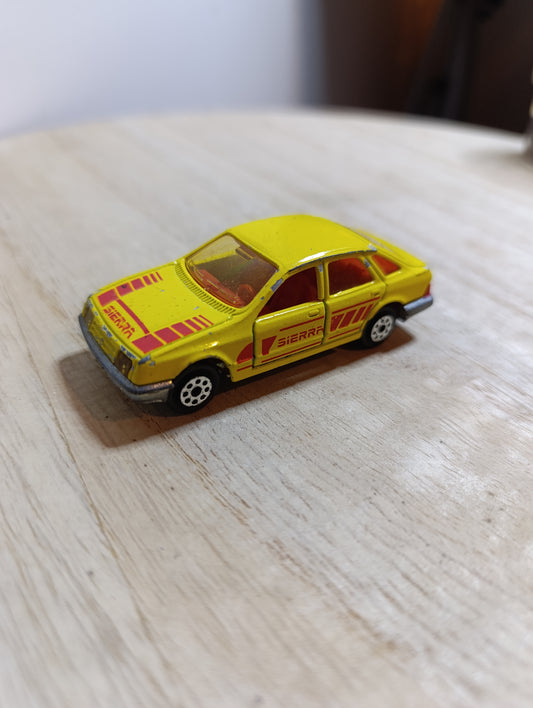 Ford Sierra Majorette N°272 - Échelle 1/58 - Made in France