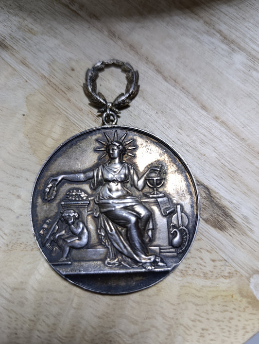 Médaille ancienne 1910 Société Nationale d'Encouragement au Bien – 50 g