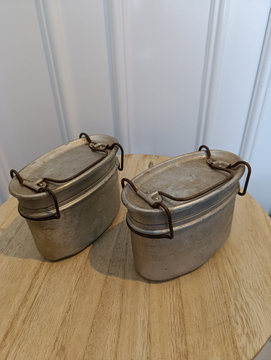 Gamelle militaire ancienne en aluminium x2