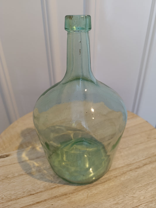 Ancienne bouteille en verre soufflé vert – 928g