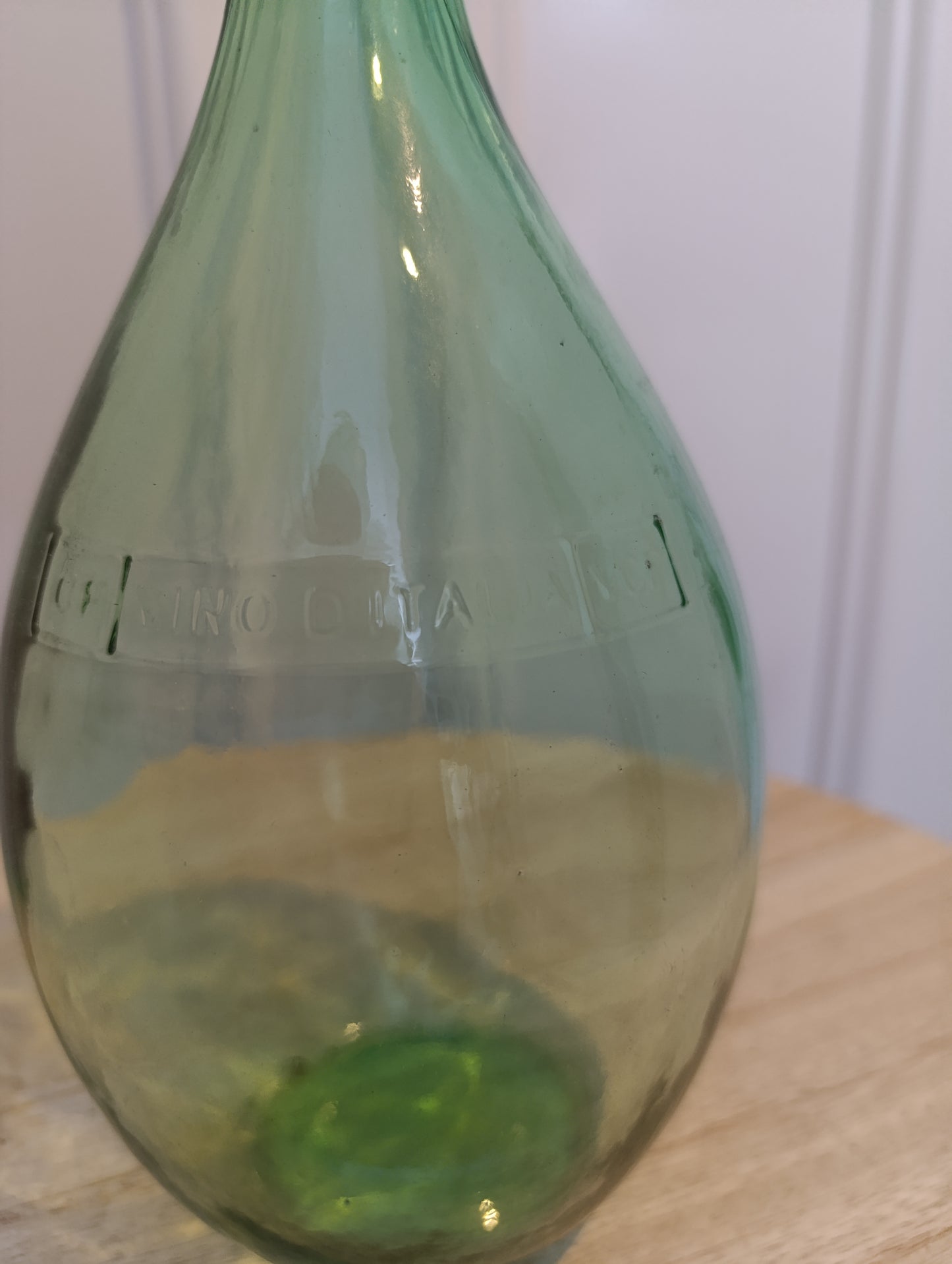 Bouteille verte soufflée ancienne – Vin d’Italy