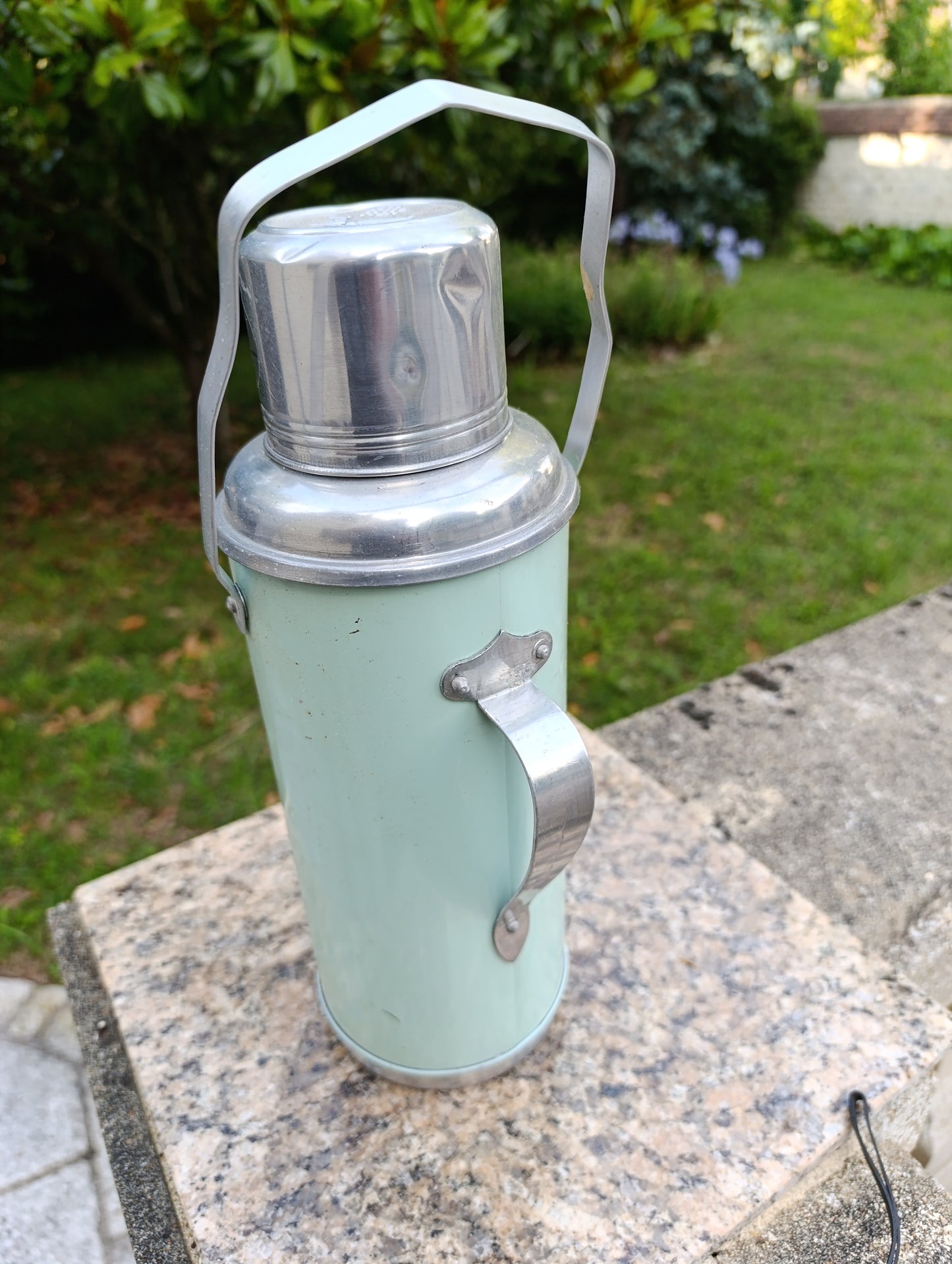 Thermos vintage chinois “Peer Brand” – 34 cm