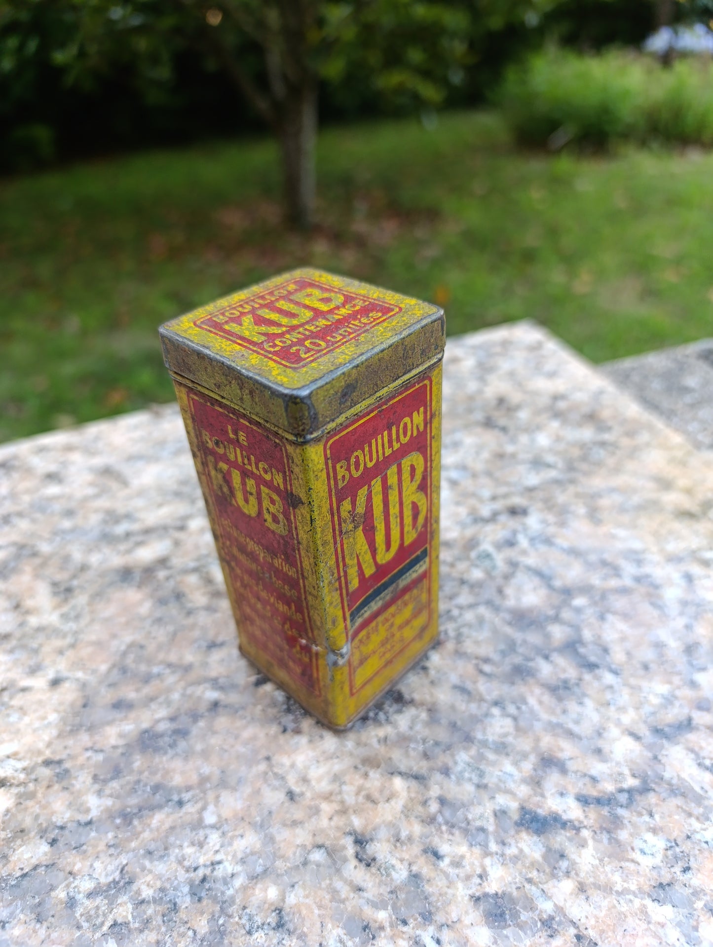 Boîte ancienne Bouillon KUB – Publicité vintage