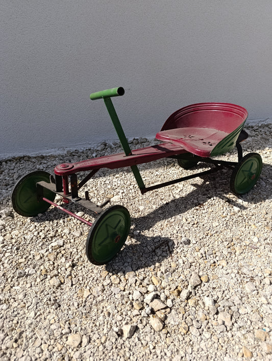 Tricycle ancien “Libellule” – jouet vintage en métal