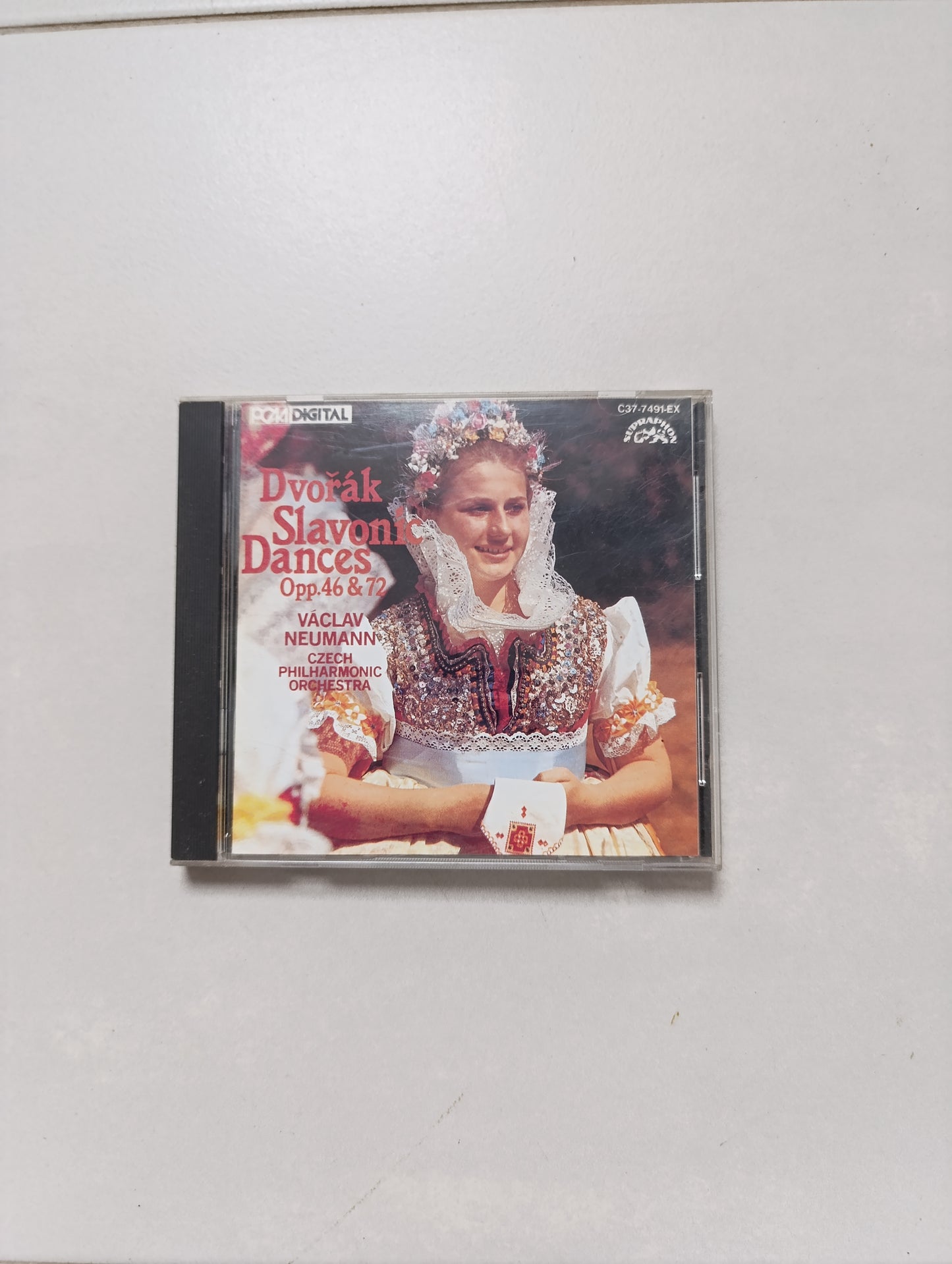 Lot #9 — 13 CD — Classique (DG/Decca/Philips/Harmonia Mundi/EMI) + 1 Country — Michelangeli, Solti, Perahia, Furtwängler… — Très bon état