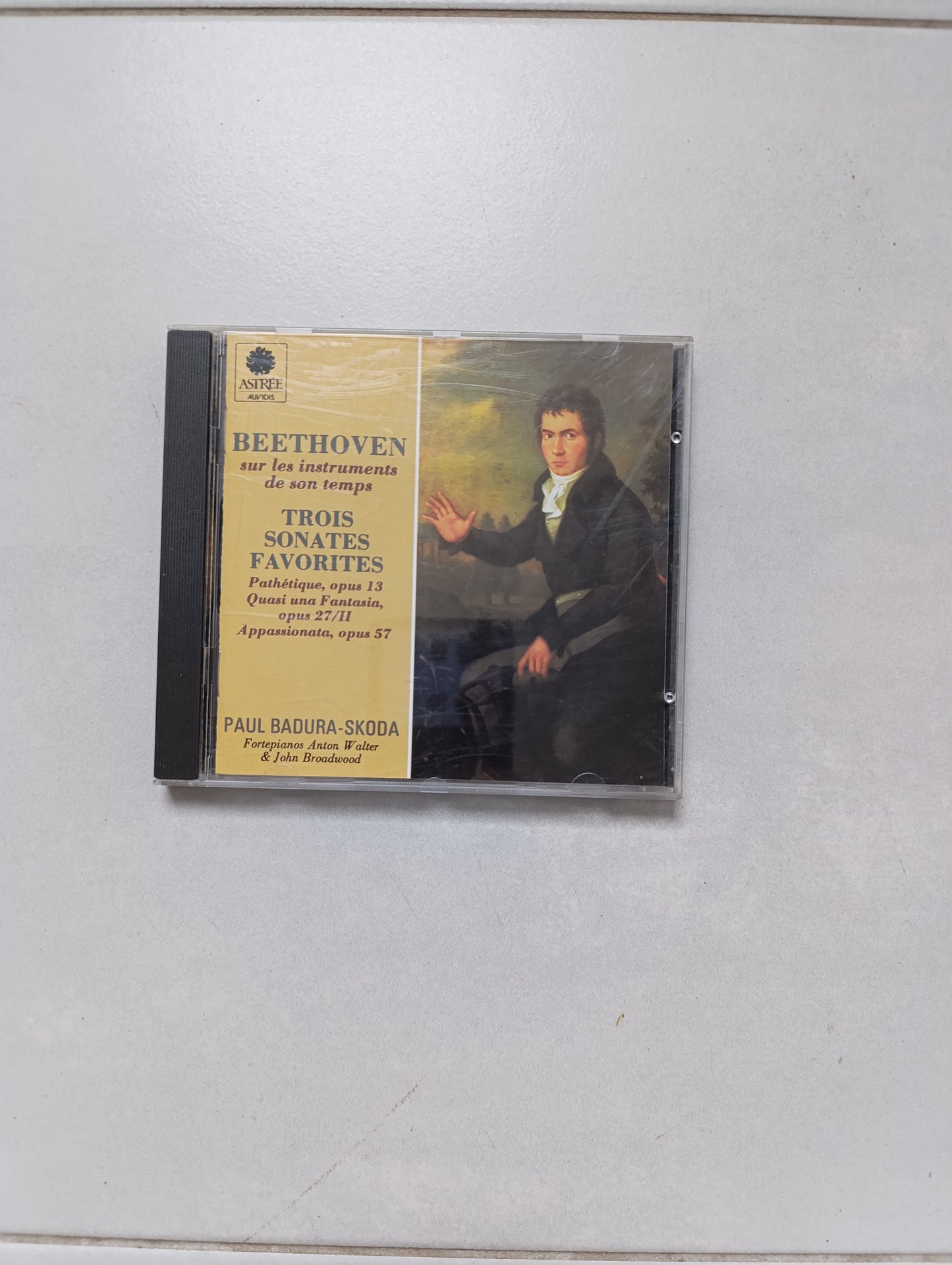 Lot #9 — 13 CD — Classique (DG/Decca/Philips/Harmonia Mundi/EMI) + 1 Country — Michelangeli, Solti, Perahia, Furtwängler… — Très bon état