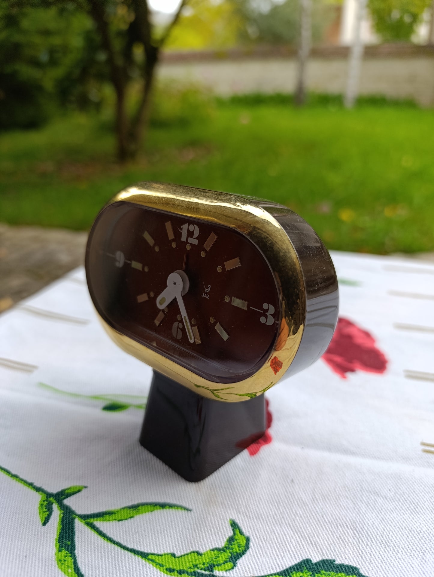 Réveil vintage JAZ, fabrication française.
