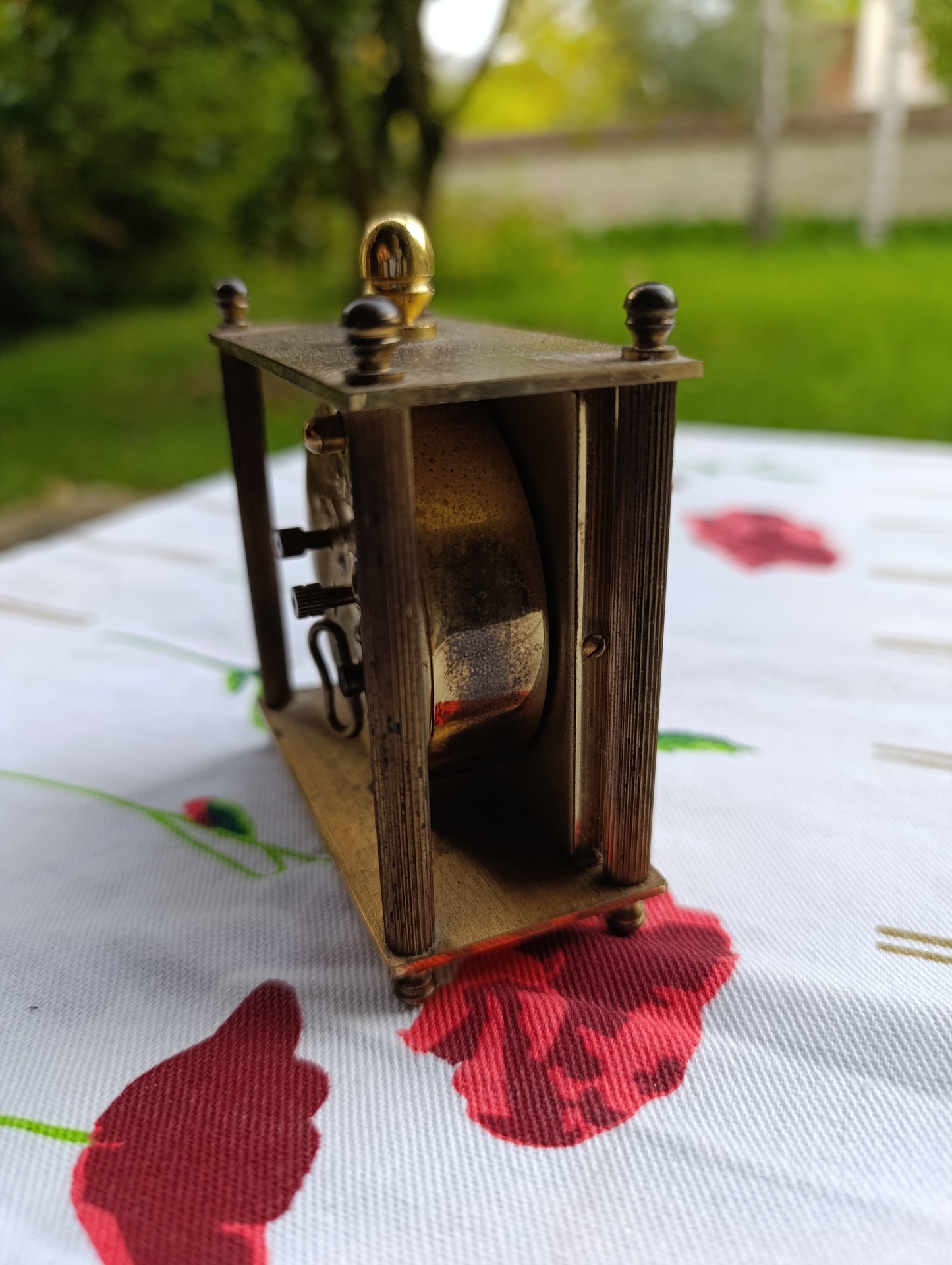 Réveil ancien JAZ en laiton doré, fabrication française.