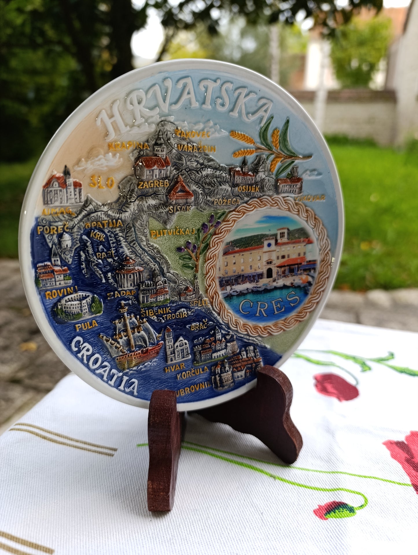 Assiette souvenir Croatie – Relief 3D carte et monuments