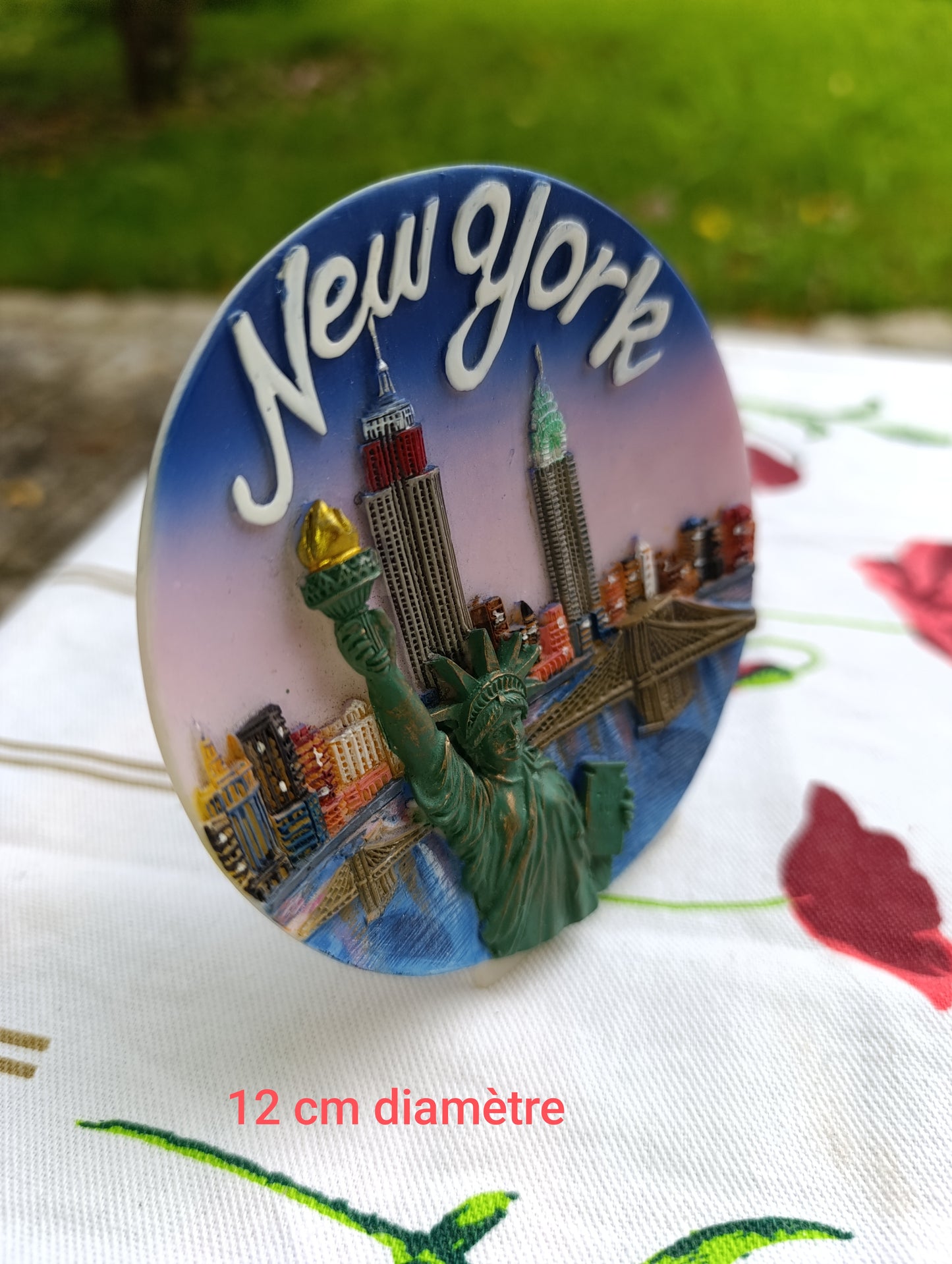 Assiette souvenir New York – Relief 3D Statue de la Liberté & Skyline