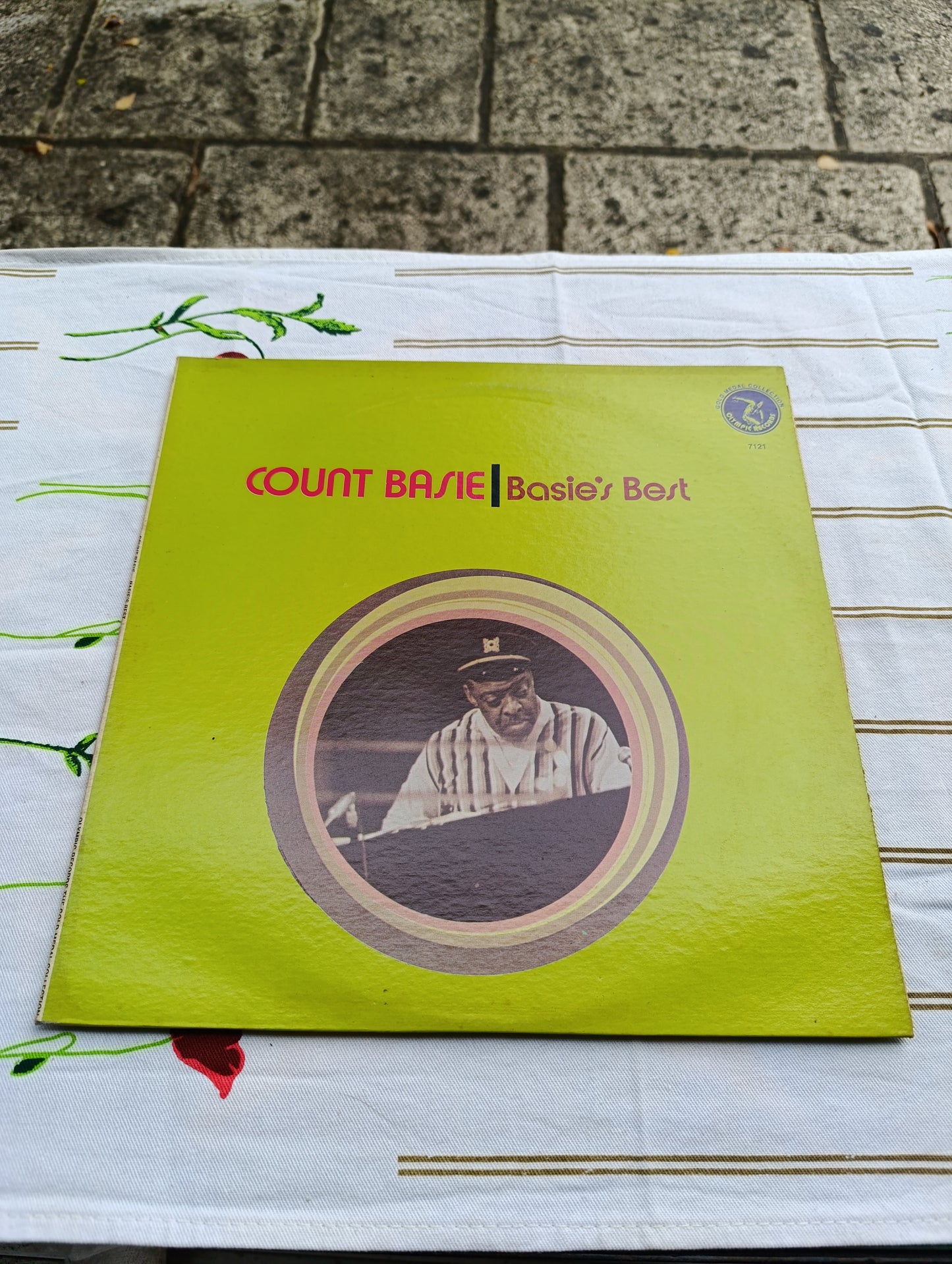Count Basie – Basie’s Best