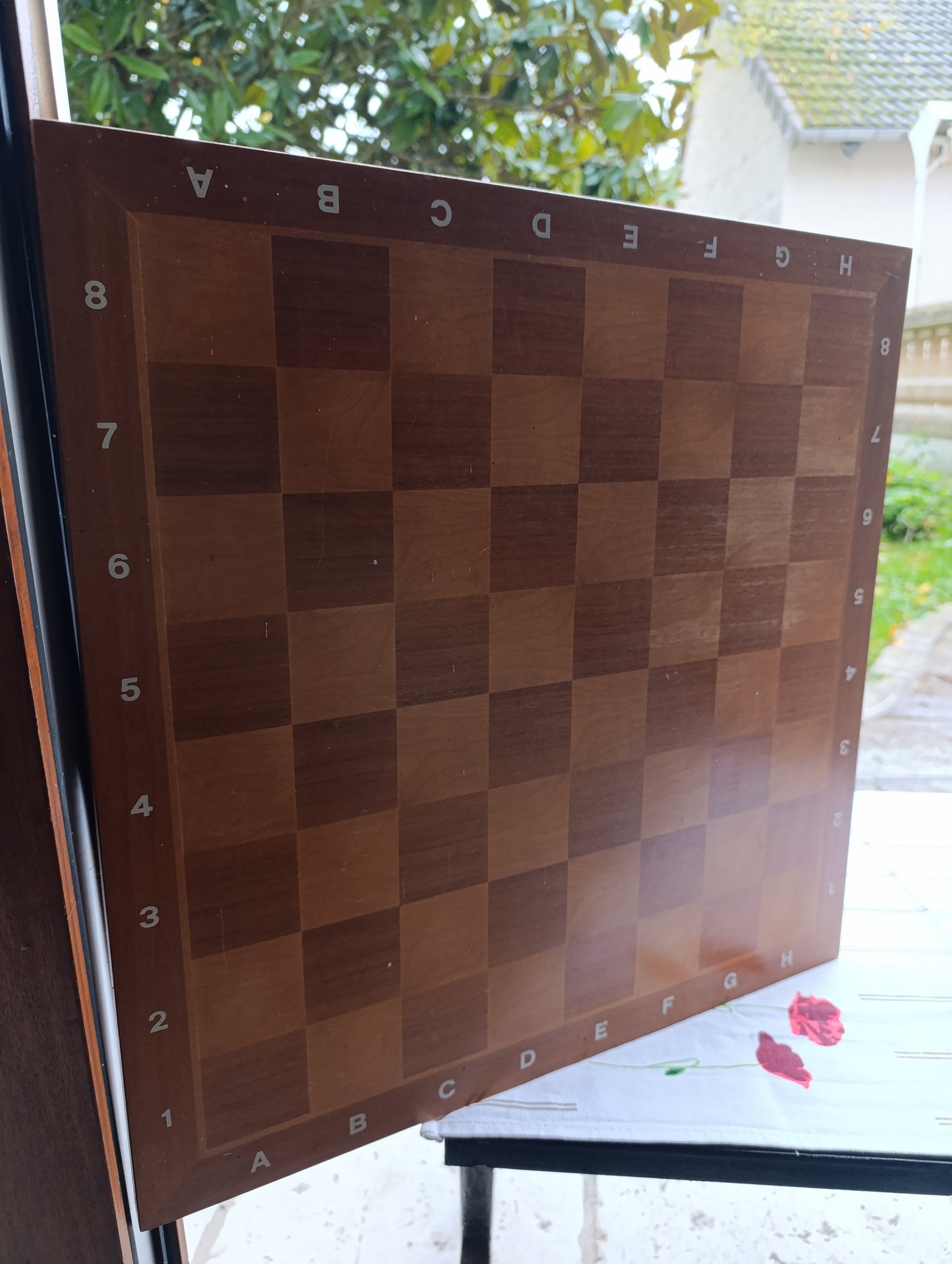 Grand échiquier en bois 45 cm – vintage